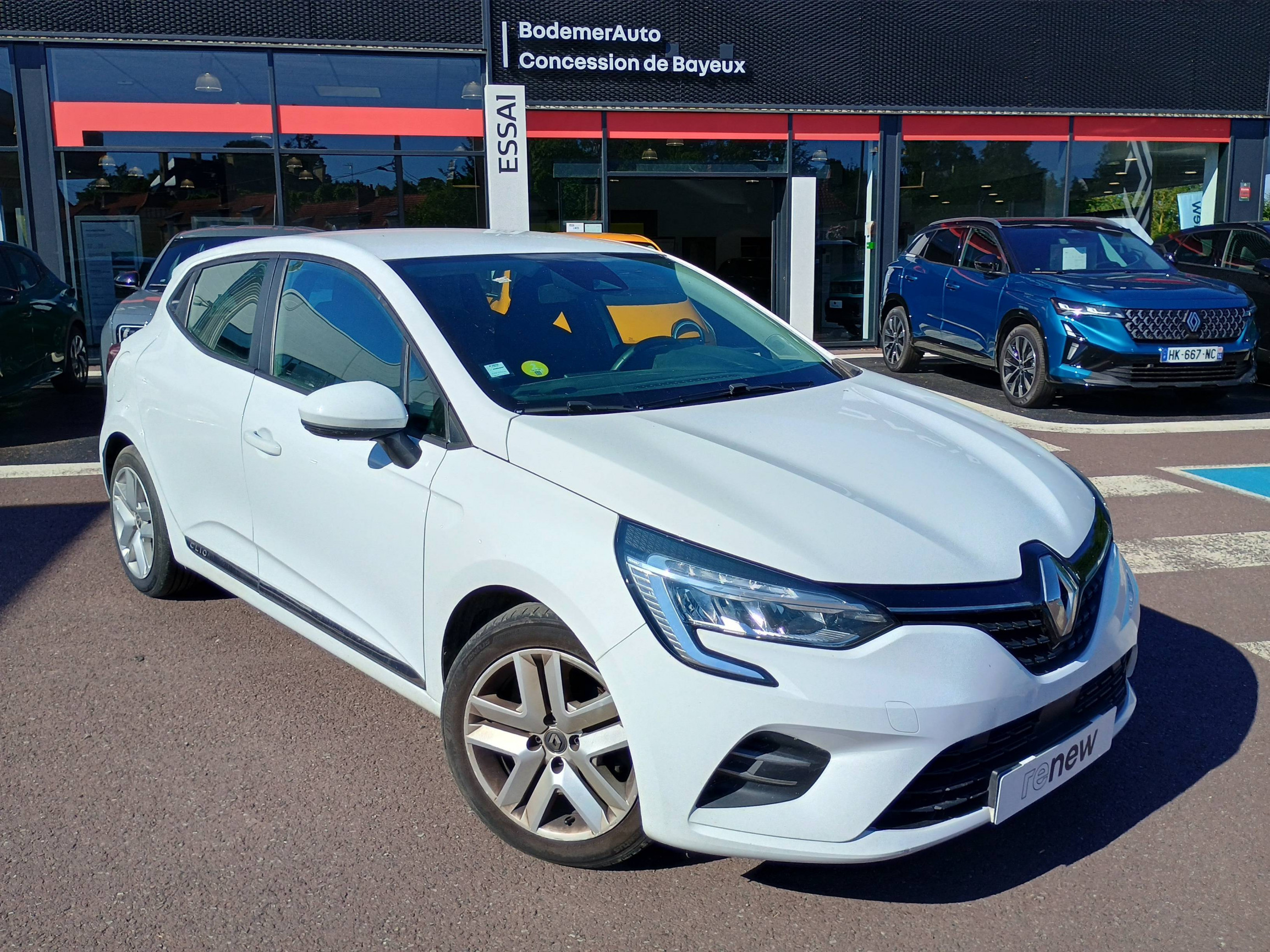 Vente en ligne Renault Clio 5 Clio Blue dCi 85 au prix de 12 590 €