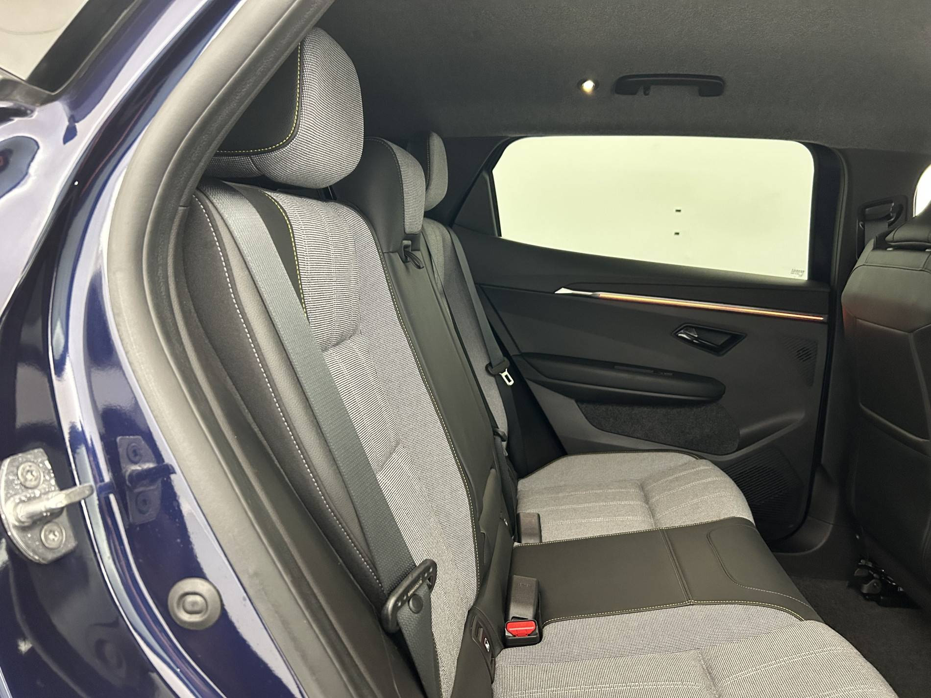 Vente en ligne Renault Scenic E-Tech  220 ch grande autonomie au prix de 33 990 €