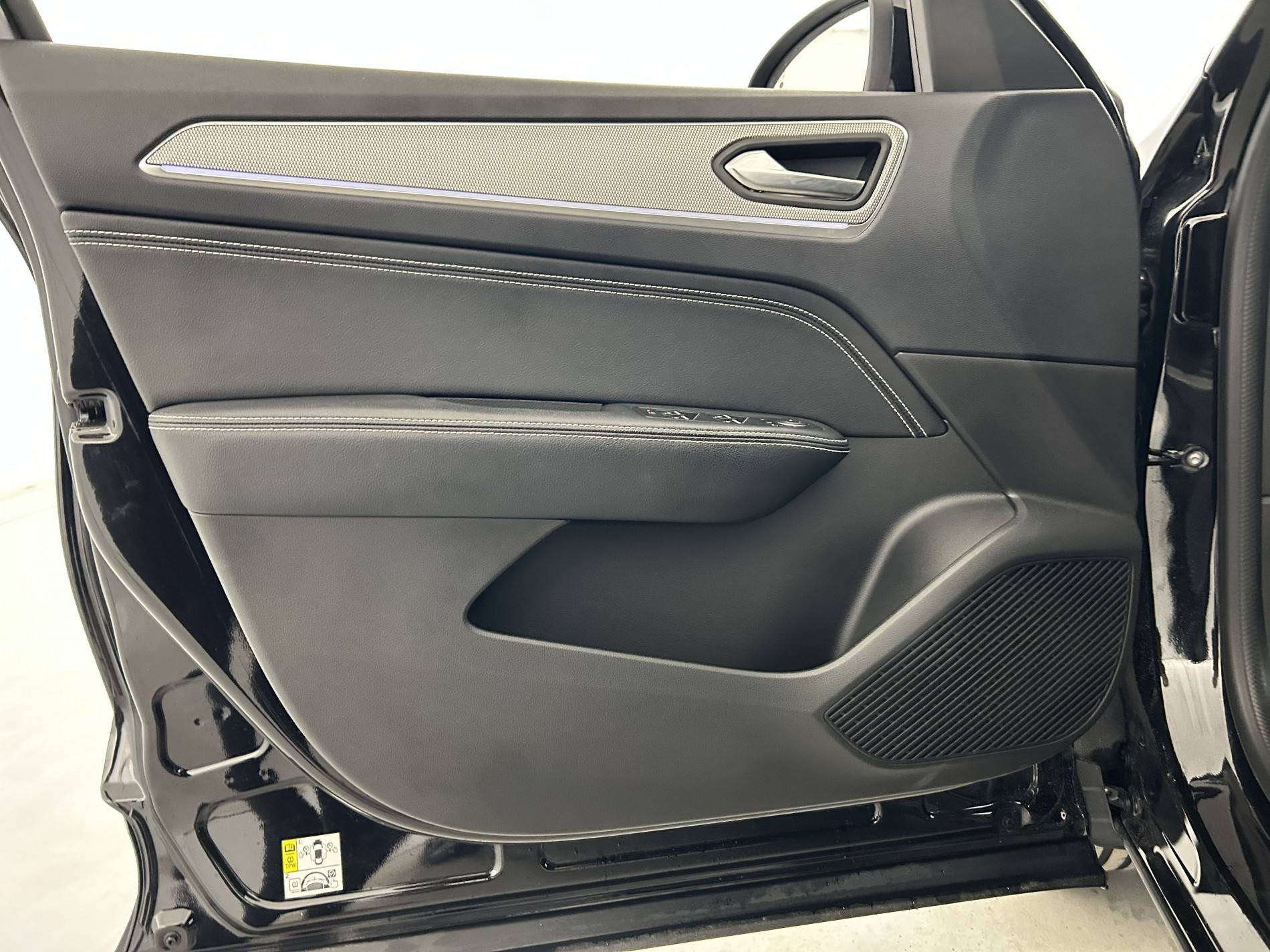 Vente en ligne Renault Arkana  mild hybrid 140 EDC FAP - 22 au prix de 18 890 €