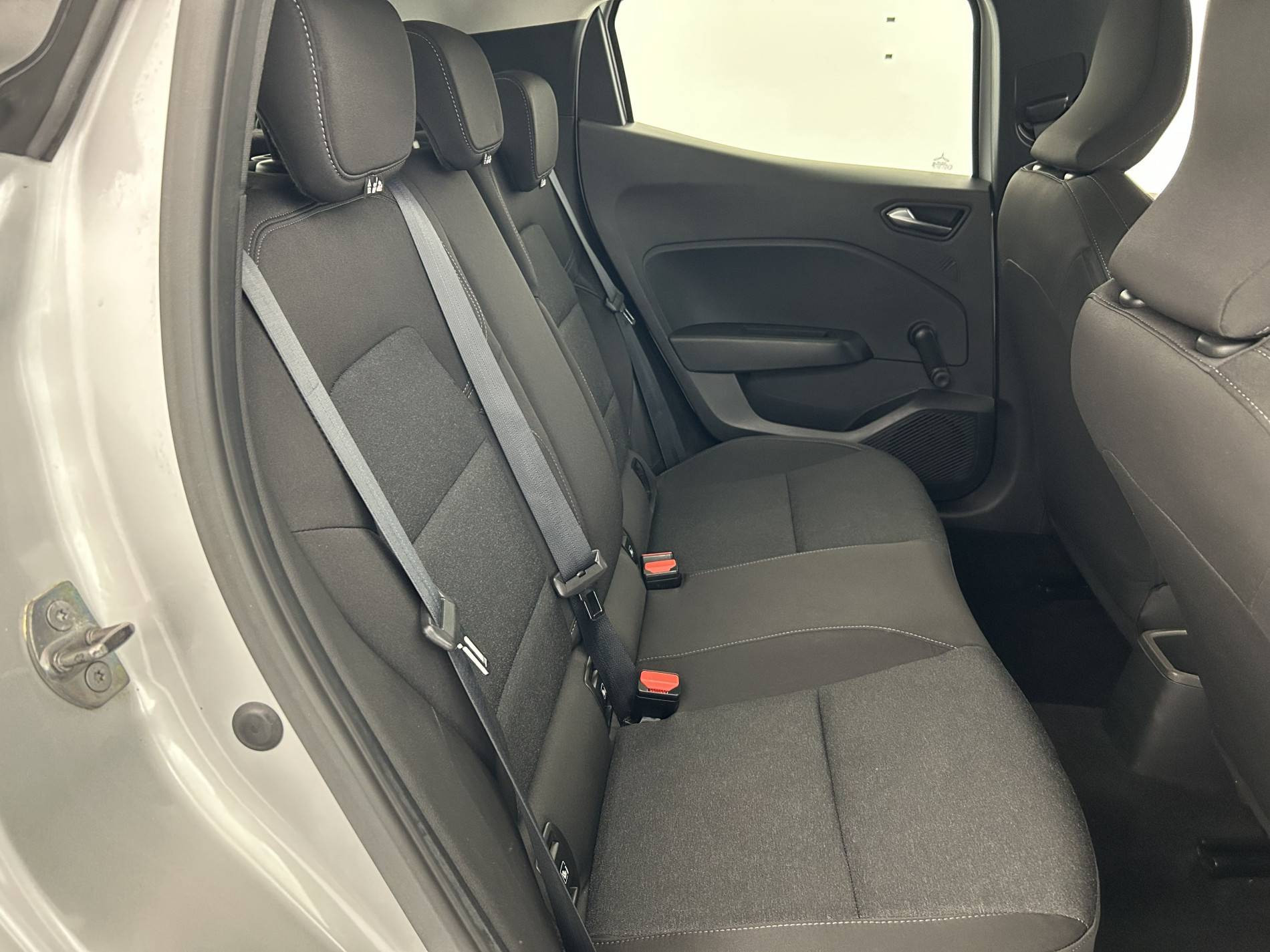Vente en ligne Renault Clio 5 Clio TCe 90 au prix de 13 990 €