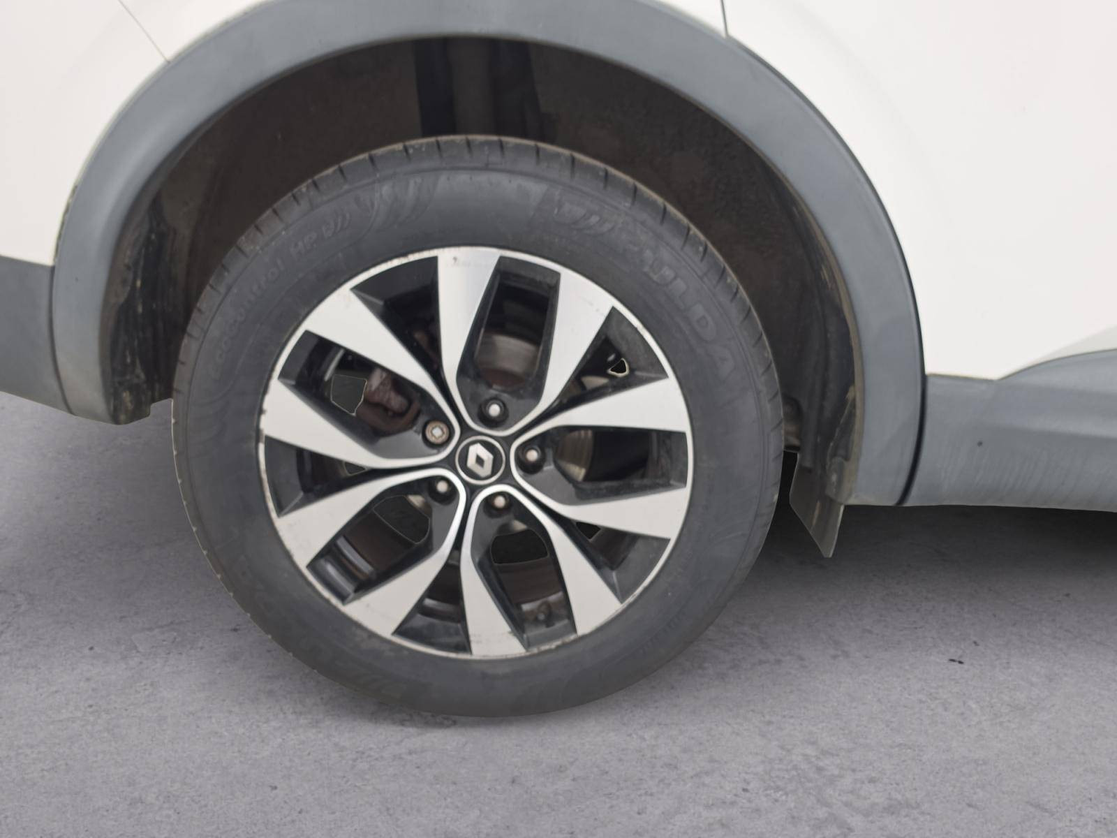 Vente en ligne Renault Arkana  E-Tech 145 au prix de 18 490 €