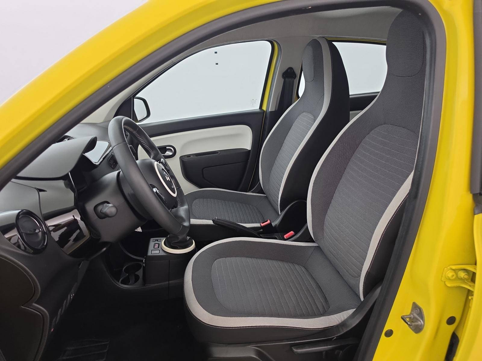 Vente en ligne Renault Twingo 3  1.0 SCe 70 eco2 Stop & Start au prix de 7 290 €