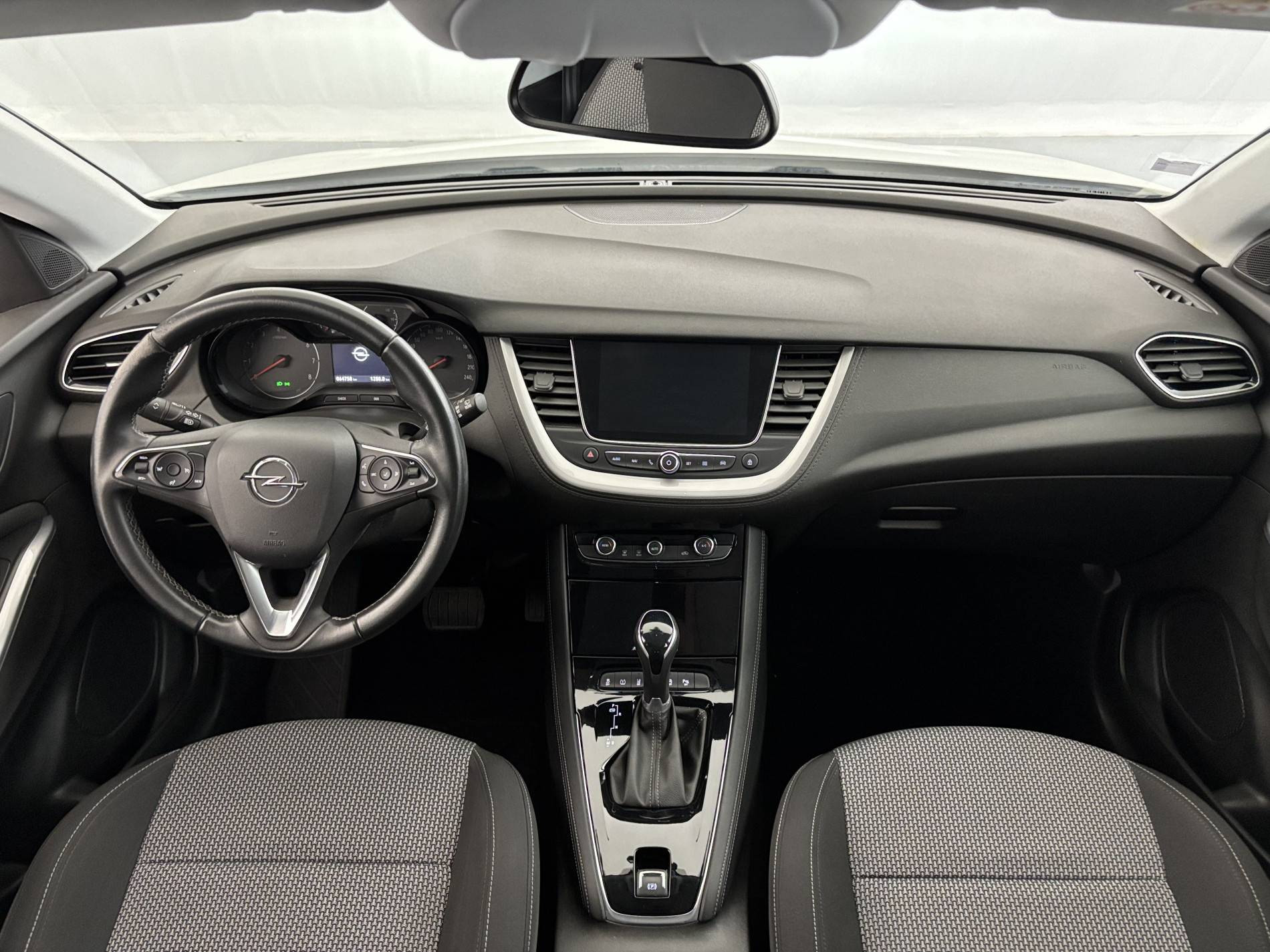 Vente en ligne Opel Grandland X  1.5 Diesel 130 ch BVA8 au prix de 14 890 €