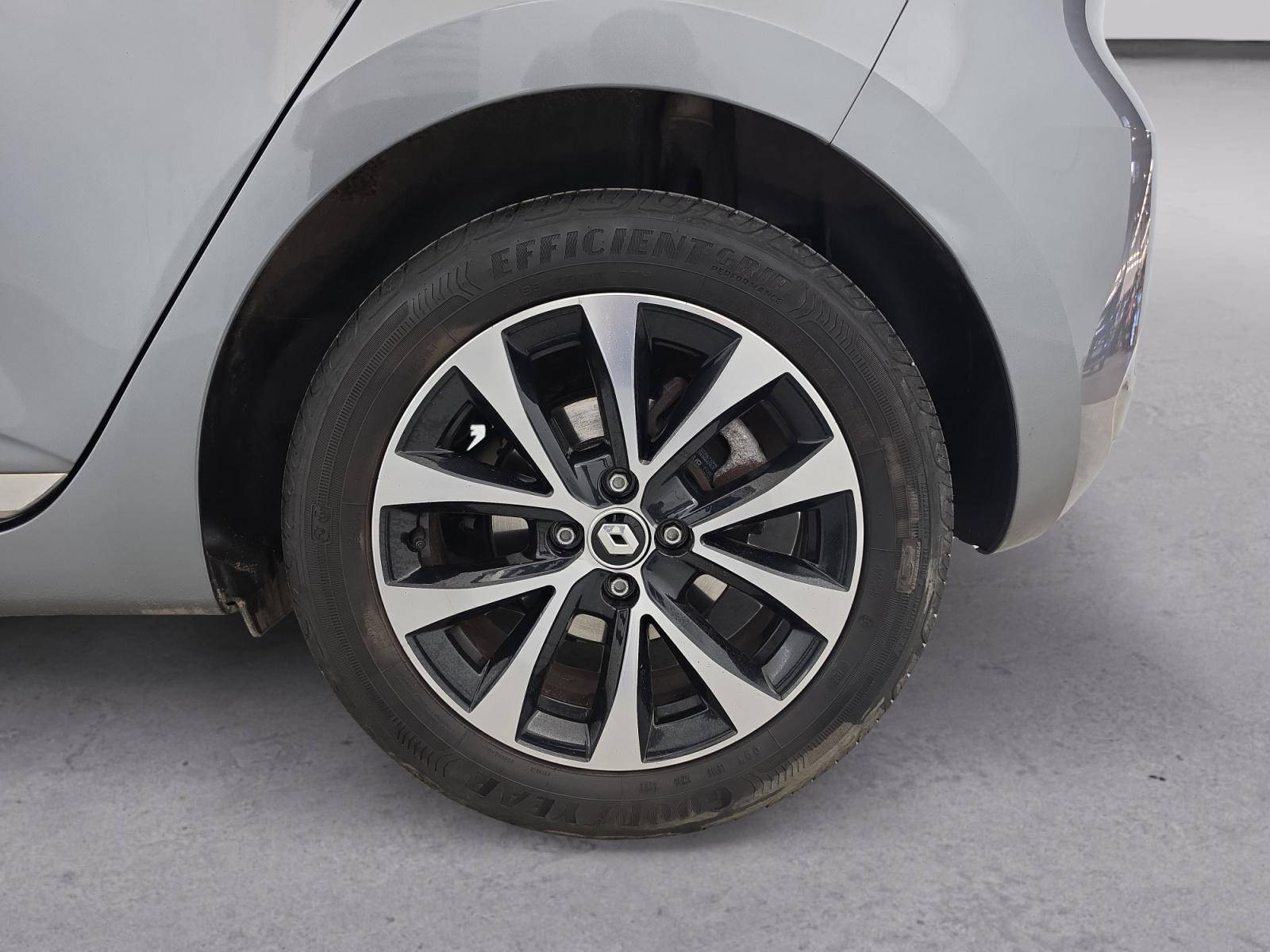 Vente en ligne Renault Clio 5 Clio TCe 90 au prix de 15 490 €
