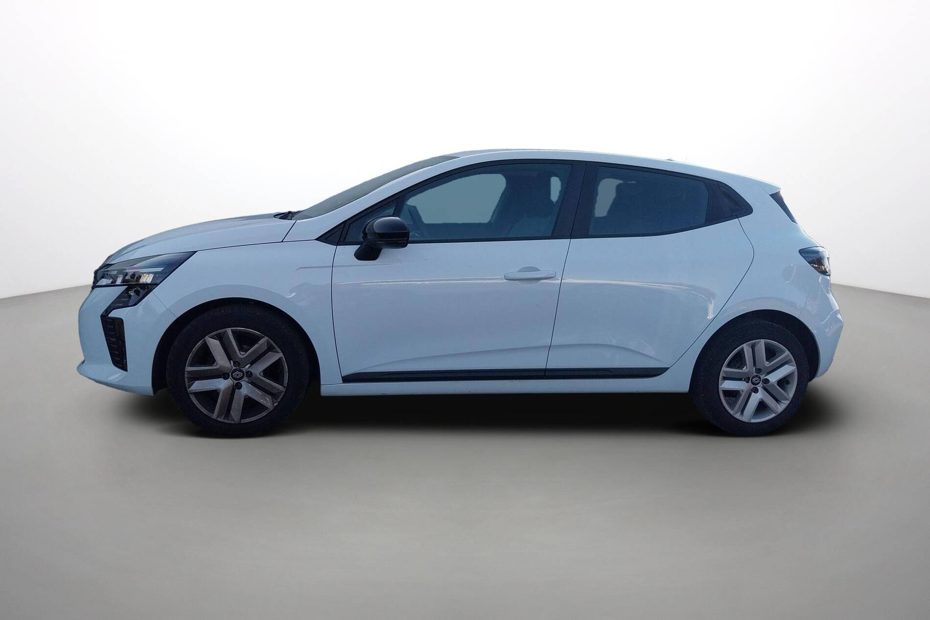 Vente en ligne Renault Clio 5 Clio TCe 90 au prix de 14 690 €