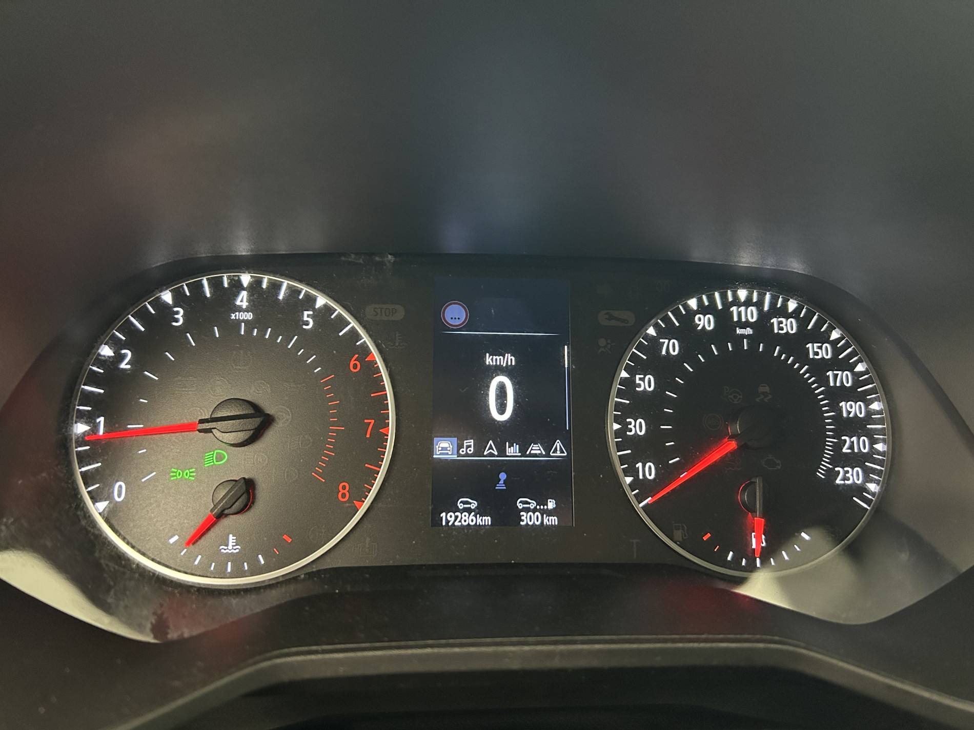 Vente en ligne Renault Clio 5 Clio TCe 90 au prix de 14 990 €