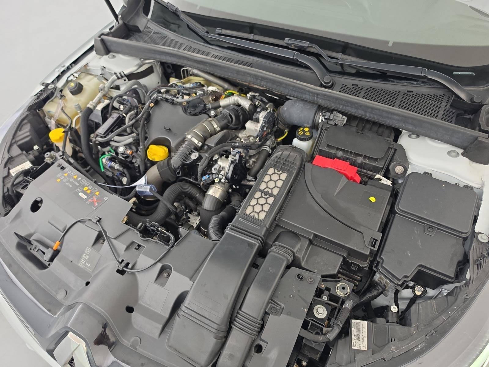 Vente en ligne Renault Megane 4  Blue dCi 115 au prix de 13 490 €