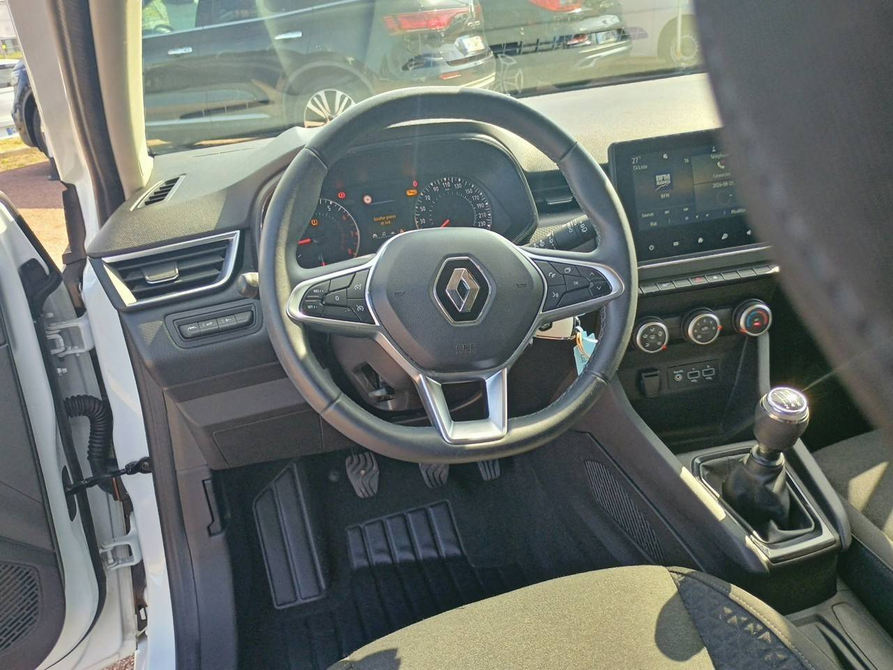 Vente en ligne Renault Clio 5 Clio SCe 65 - 21N au prix de 11 490 €