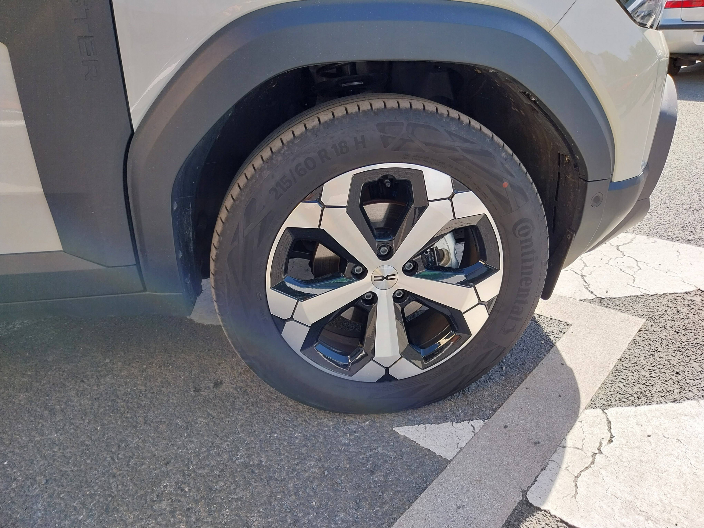 Vente en ligne Dacia Duster  Hybrid 140 au prix de 27 290 €