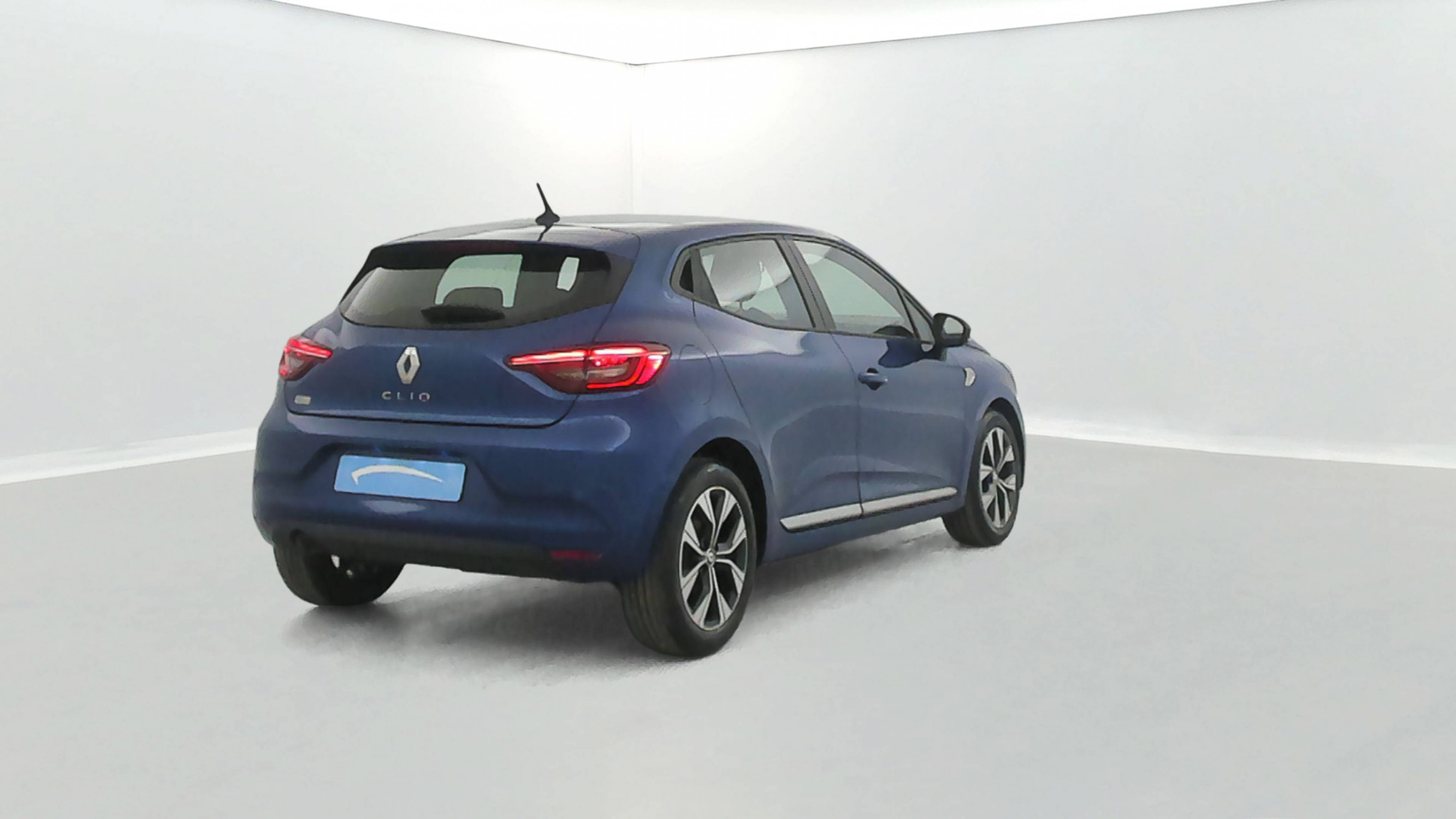 Vente en ligne Renault Clio 5 Clio TCe 90 - 21N au prix de 14 290 €
