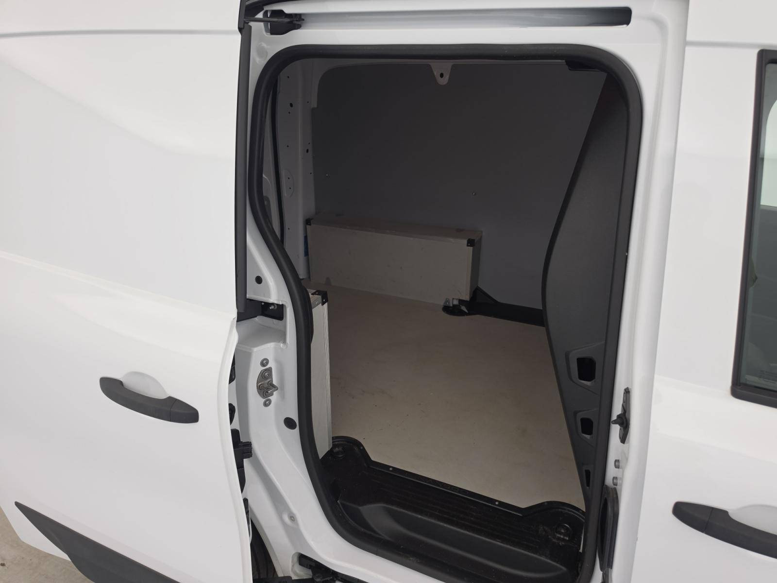 Vente en ligne Renault Kangoo Van  BLUE DCI 95 EDC au prix de 16 491 €