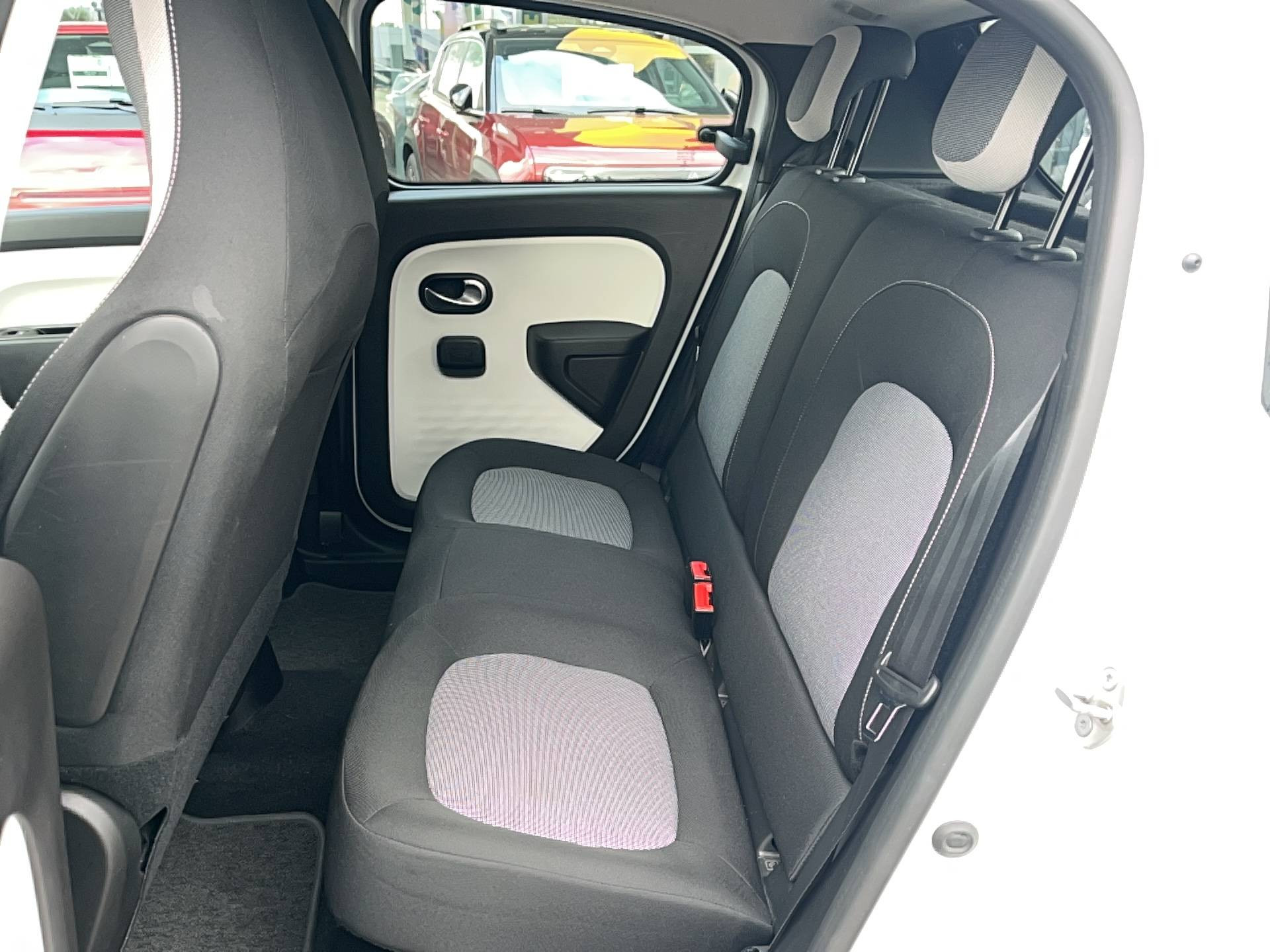 Vente en ligne Renault Twingo 3  SCe 65 au prix de 12 491 €