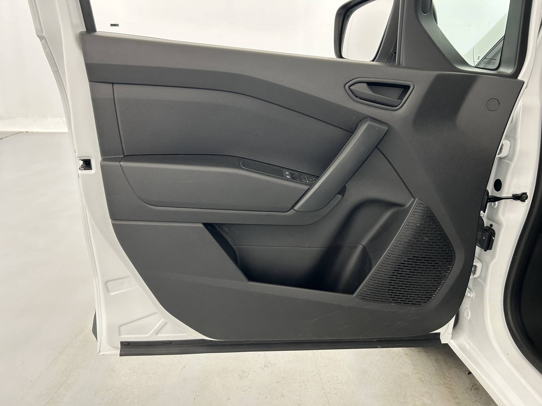 Vente en ligne Renault Kangoo Van  BLUE DCI 95 au prix de 17 490 €