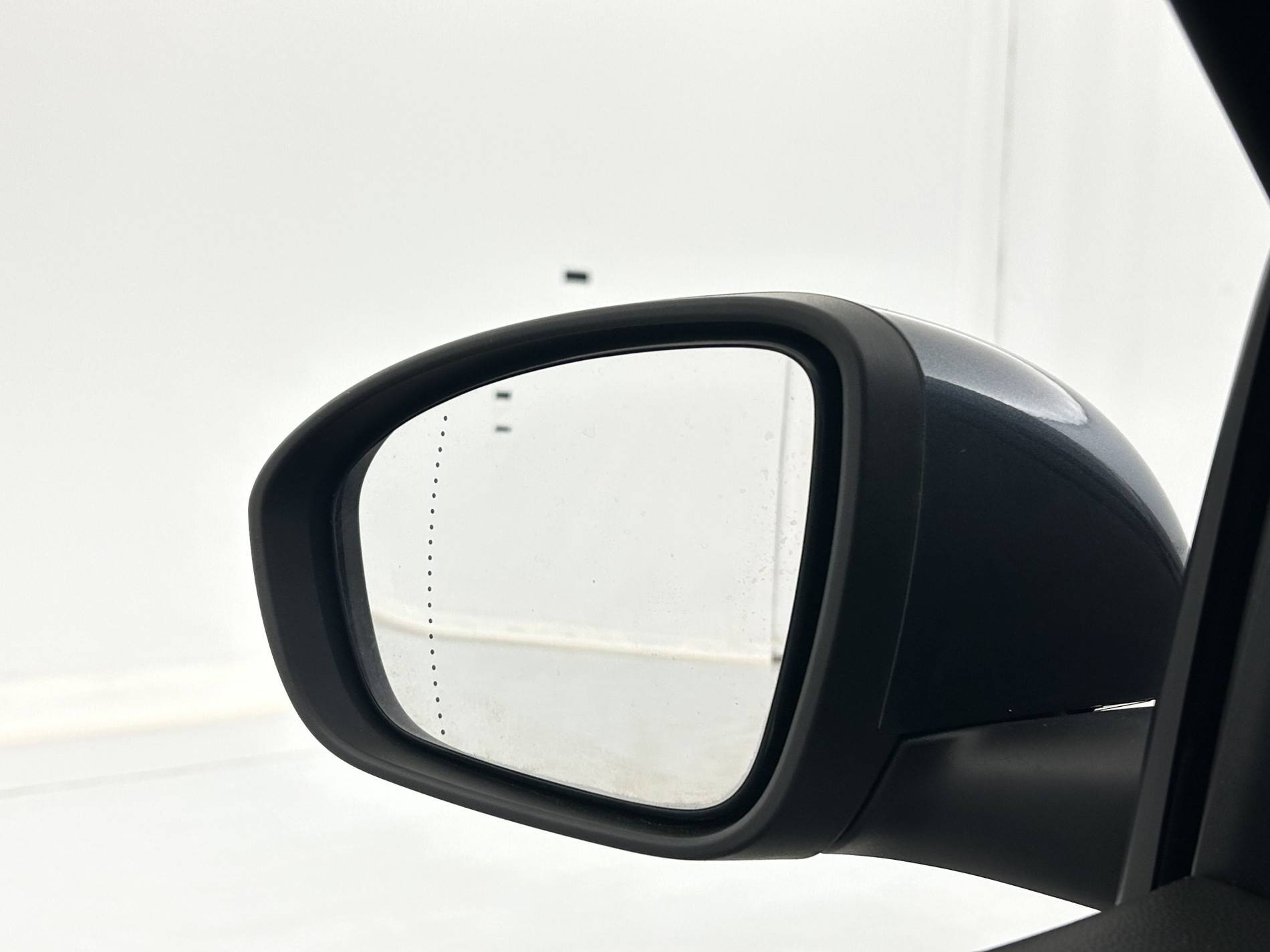 Vente en ligne Renault Megane 4 Mégane IV Berline Blue dCi 115 EDC au prix de 13 790 €