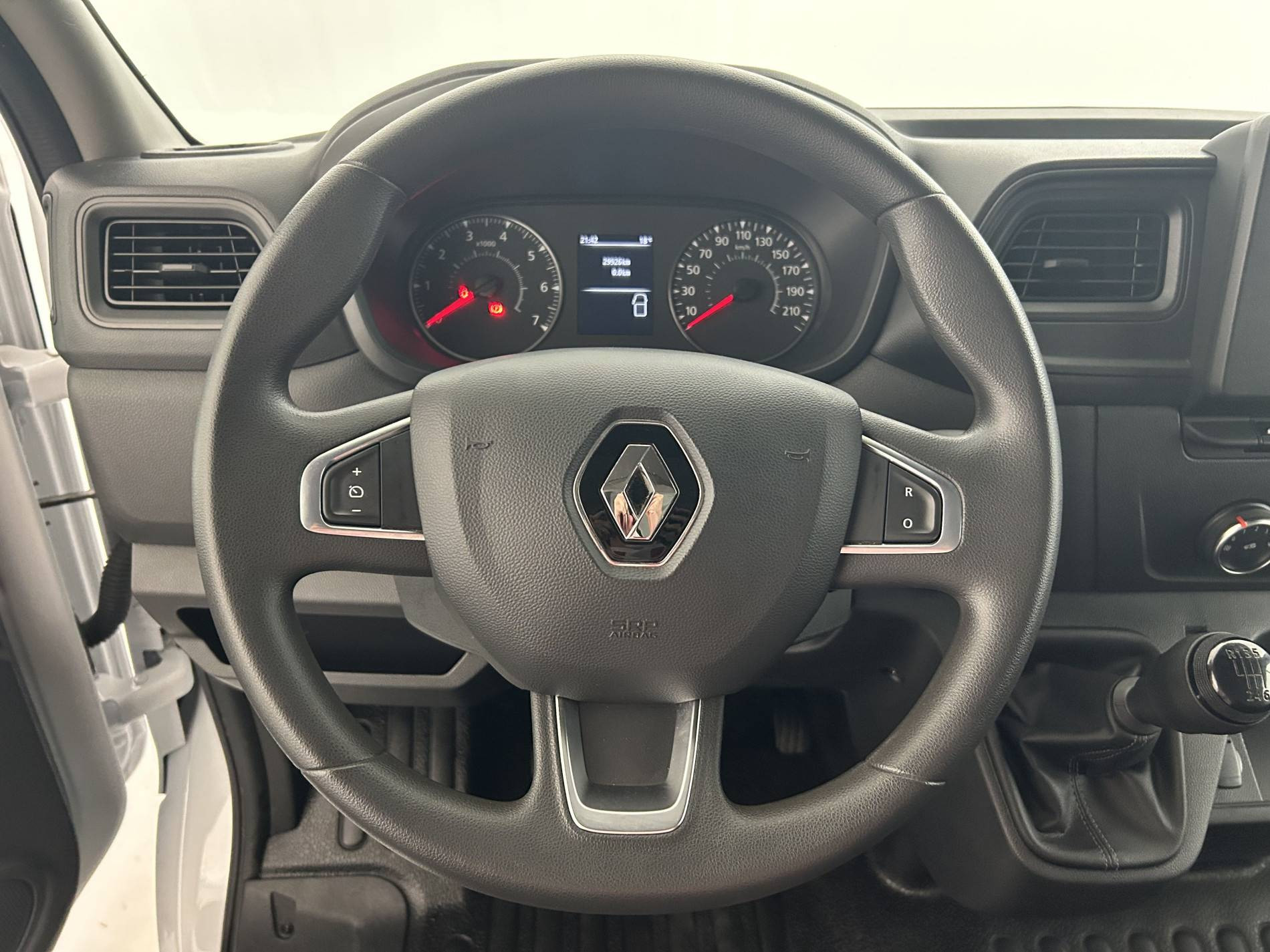 Vente en ligne Renault Master Fourgon MASTER FGN TRAC F3500 L2H2 BLUE DCI 135 au prix de 24 990 €