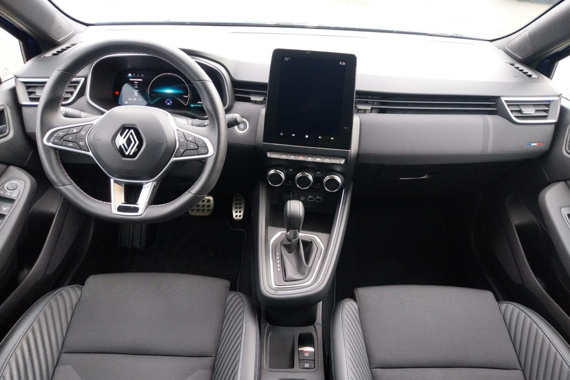Vente en ligne Renault Clio 5 Clio E-Tech hybride 145 au prix de 19 890 €