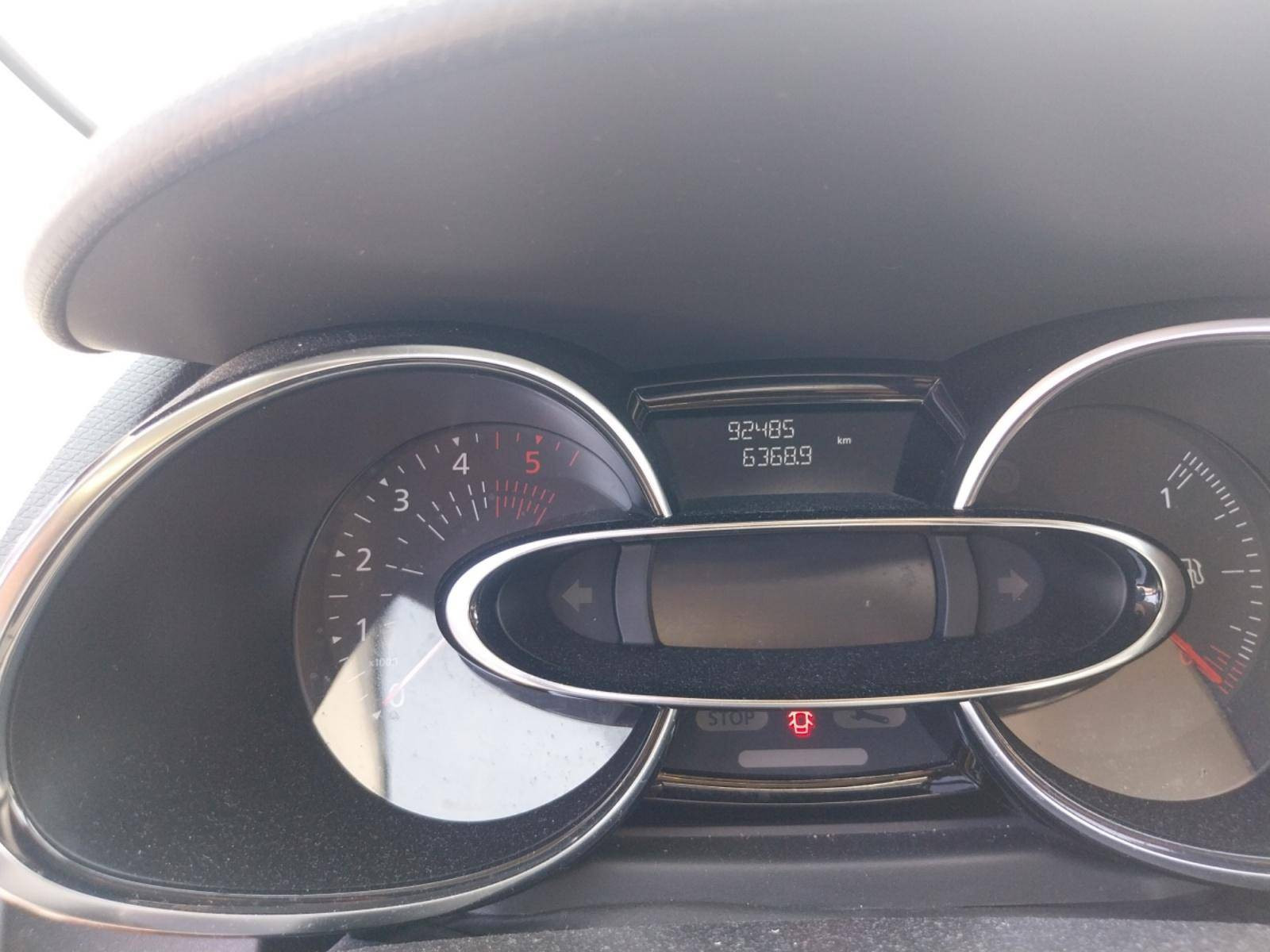 Vente en ligne Renault Clio 4 Clio dCi 75 Energy au prix de 10 490 €