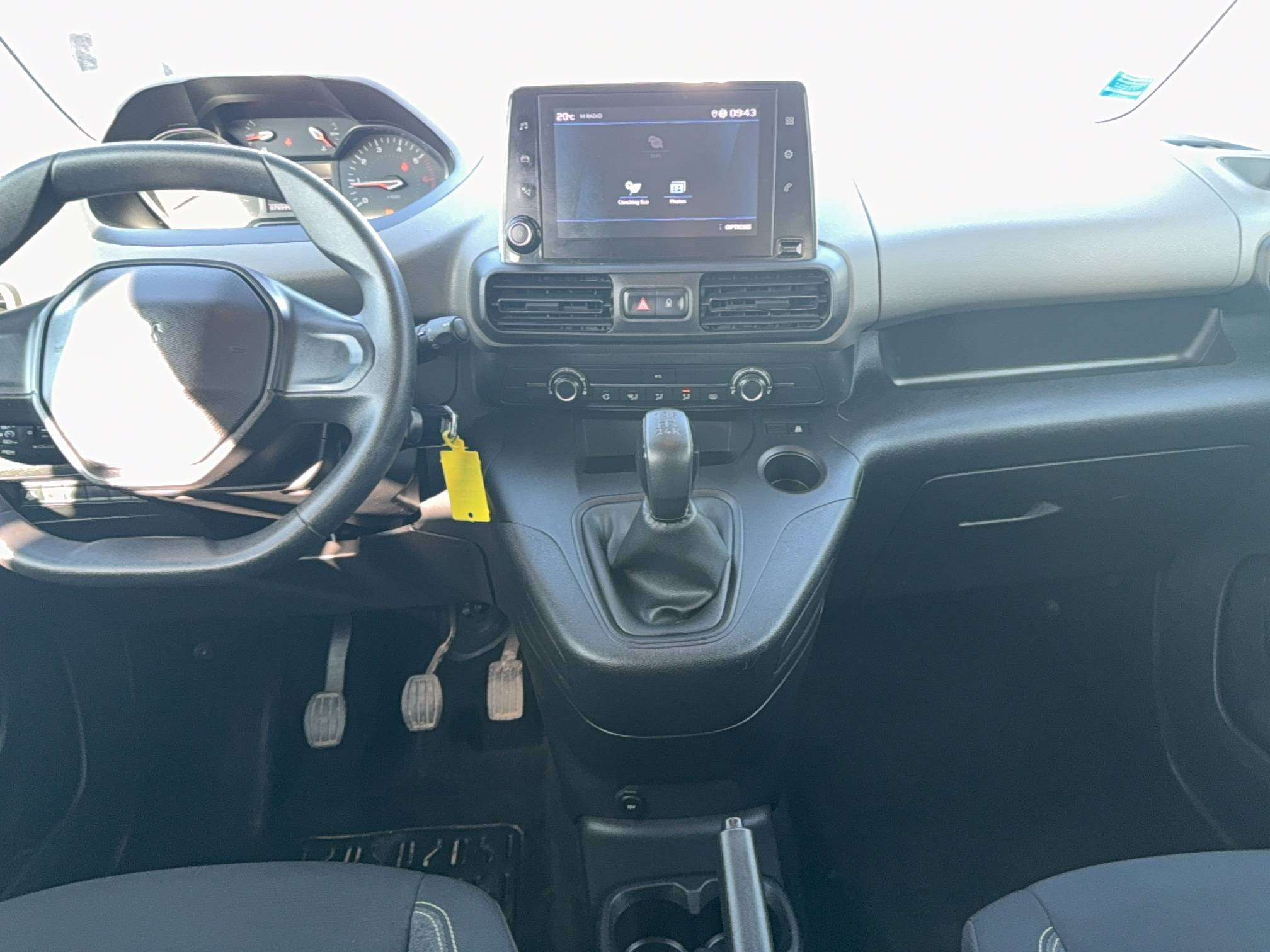Vente en ligne Peugeot Rifter  Standard BlueHDi 100 BVM5 au prix de 15 490 €