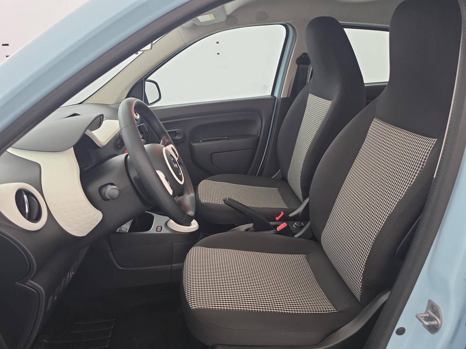 Vente en ligne Renault Twingo Electrique Twingo III E-Tech au prix de 13 990 €