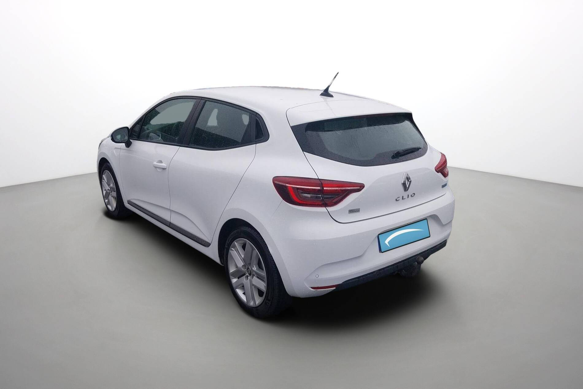 Vente en ligne Renault Clio 5 Clio E-Tech 140 - 21N au prix de 15 500 €