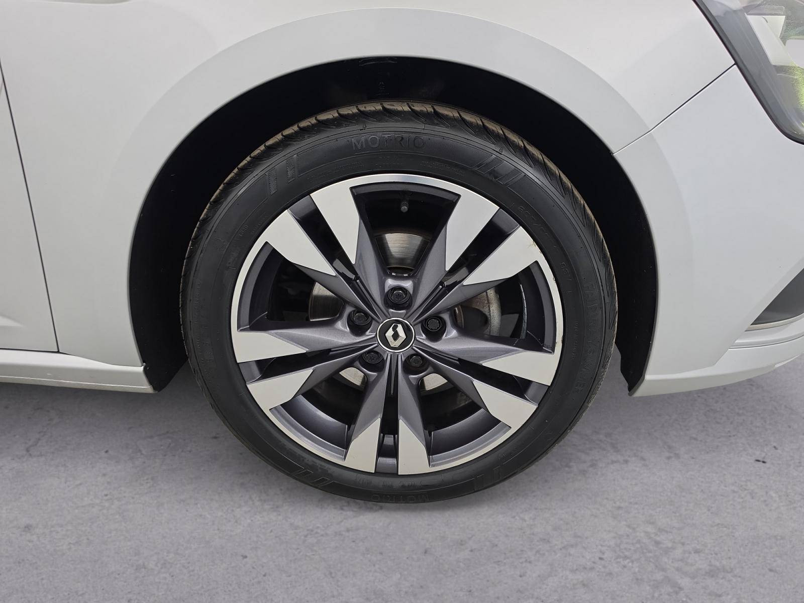 Vente en ligne Renault Megane 4 Mégane IV Berline Blue dCi 115 EDC au prix de 14 990 €