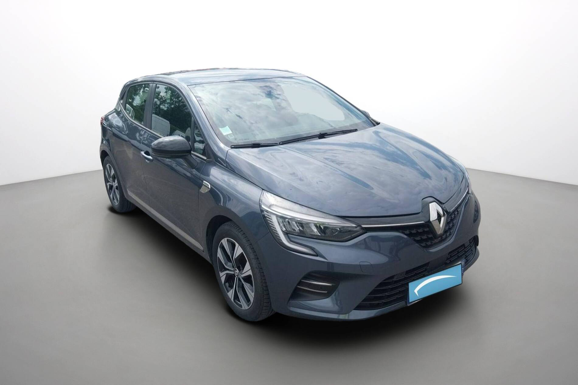 Vente en ligne Renault Clio 5 Clio E-Tech 140 - 21N au prix de 17 000 €