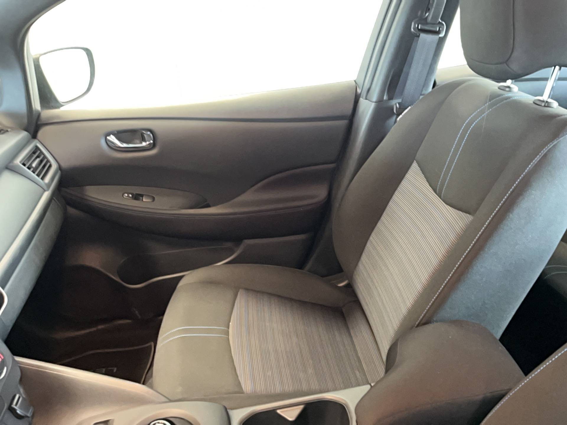 Vente en ligne Nissan Leaf 2 Leaf Electrique 40kWh au prix de 15 990 €