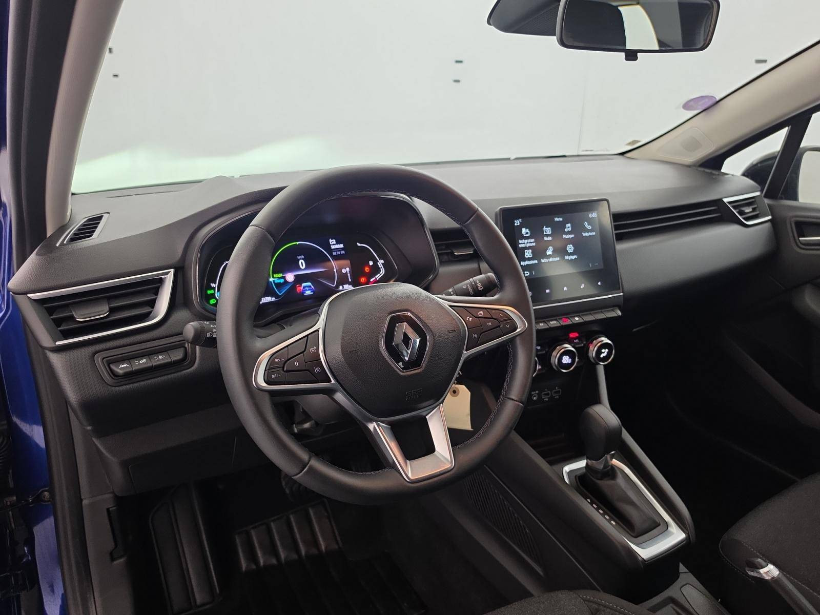 Vente en ligne Renault Clio 5 Clio E-Tech full hybrid 145 au prix de 18 790 €
