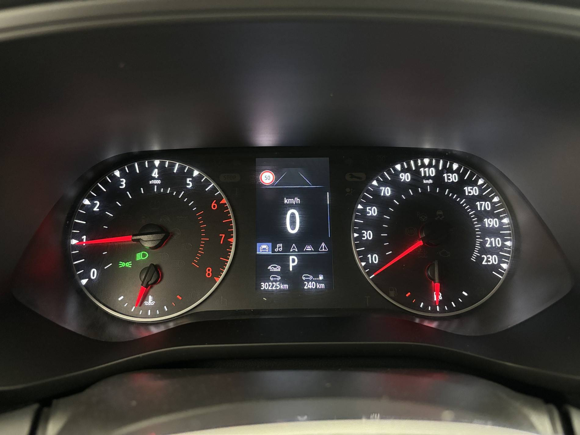 Vente en ligne Renault Arkana  mild hybrid 140 EDC FAP - 22 au prix de 19 990 €