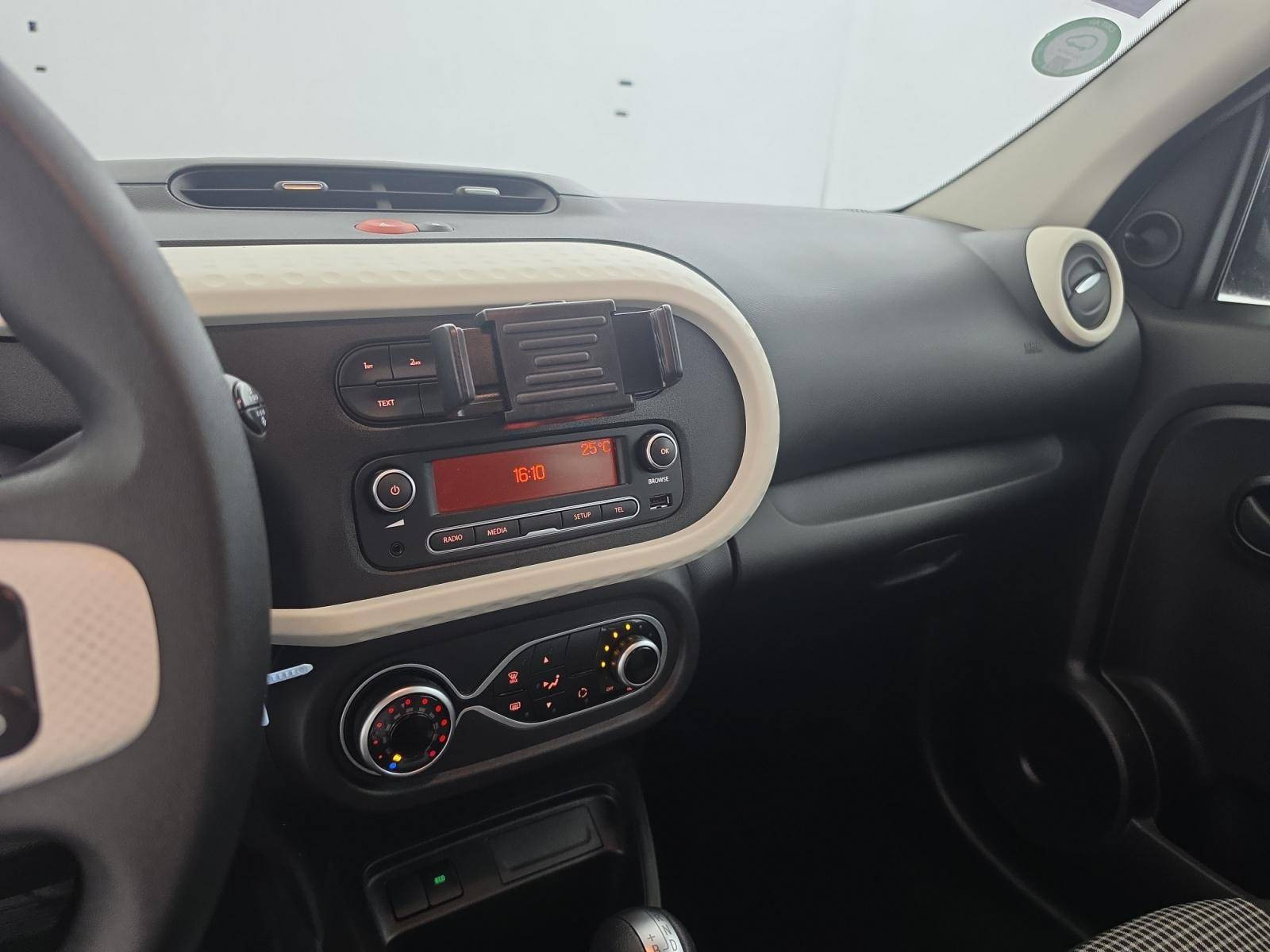 Vente en ligne Renault Twingo Electrique Twingo III E-Tech au prix de 11 990 €