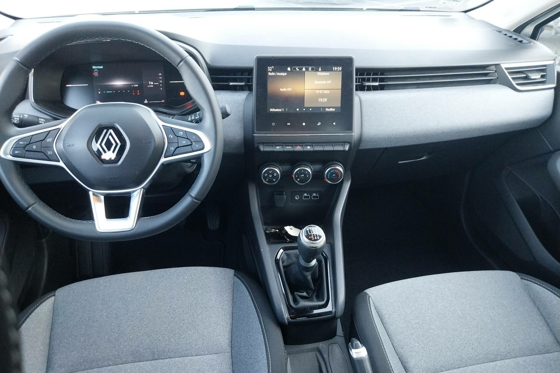 Vente en ligne Renault Clio 5 Clio TCe 90 au prix de 14 690 €