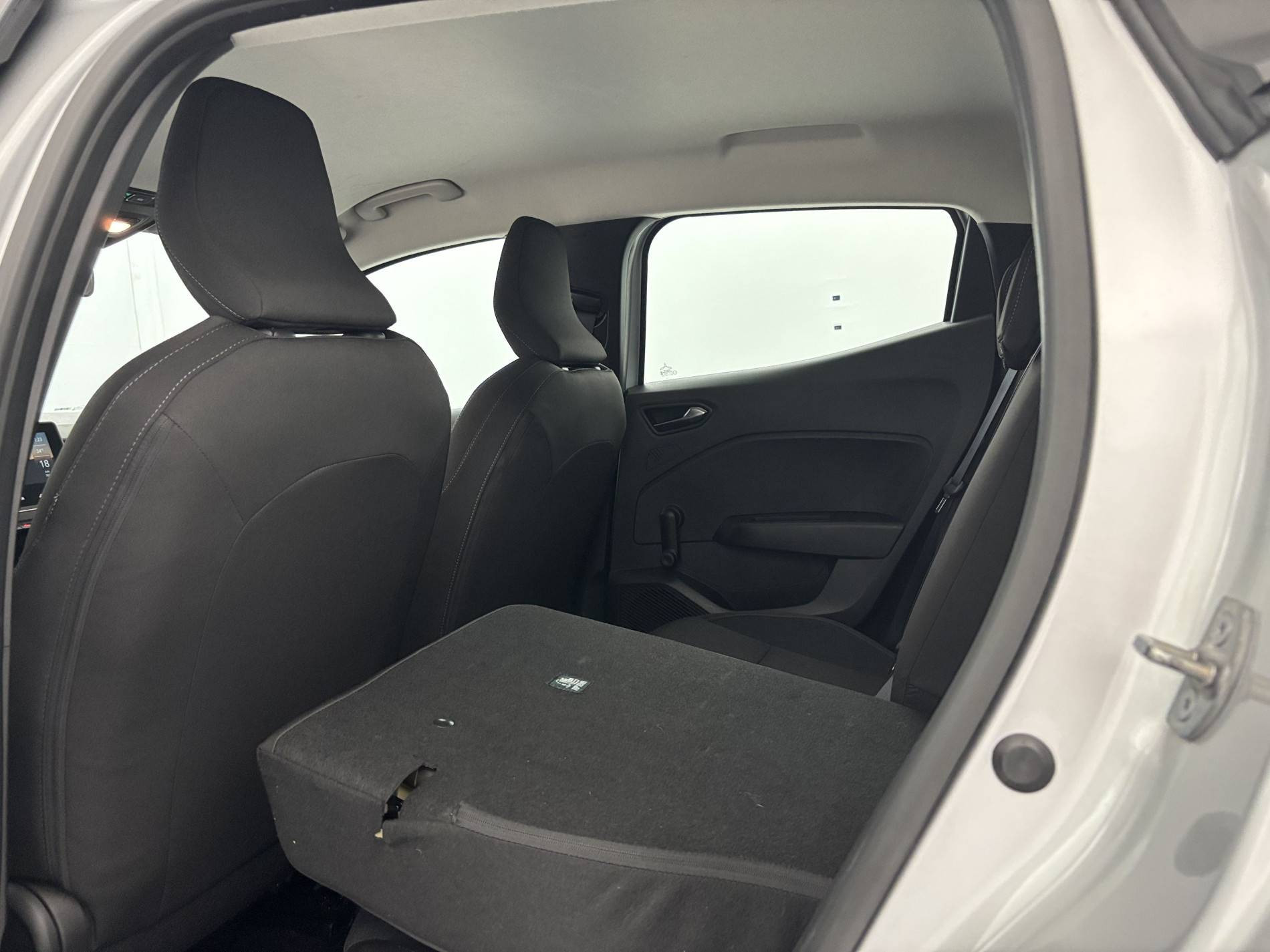 Vente en ligne Renault Clio 5 Clio TCe 90 au prix de 13 490 €