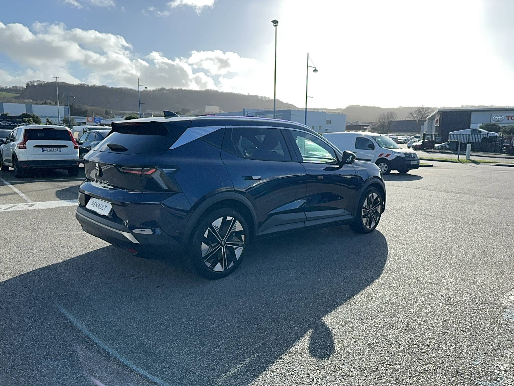 Vente en ligne Renault Scenic E-Tech  220 ch grande autonomie au prix de 44 900 €