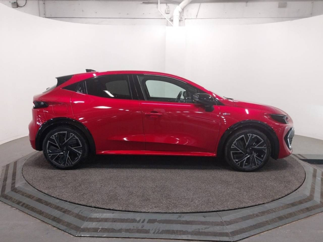 Vente en ligne Renault Clio 6 Clio E-Tech full hybrid 160 ch au prix de 50 000 €