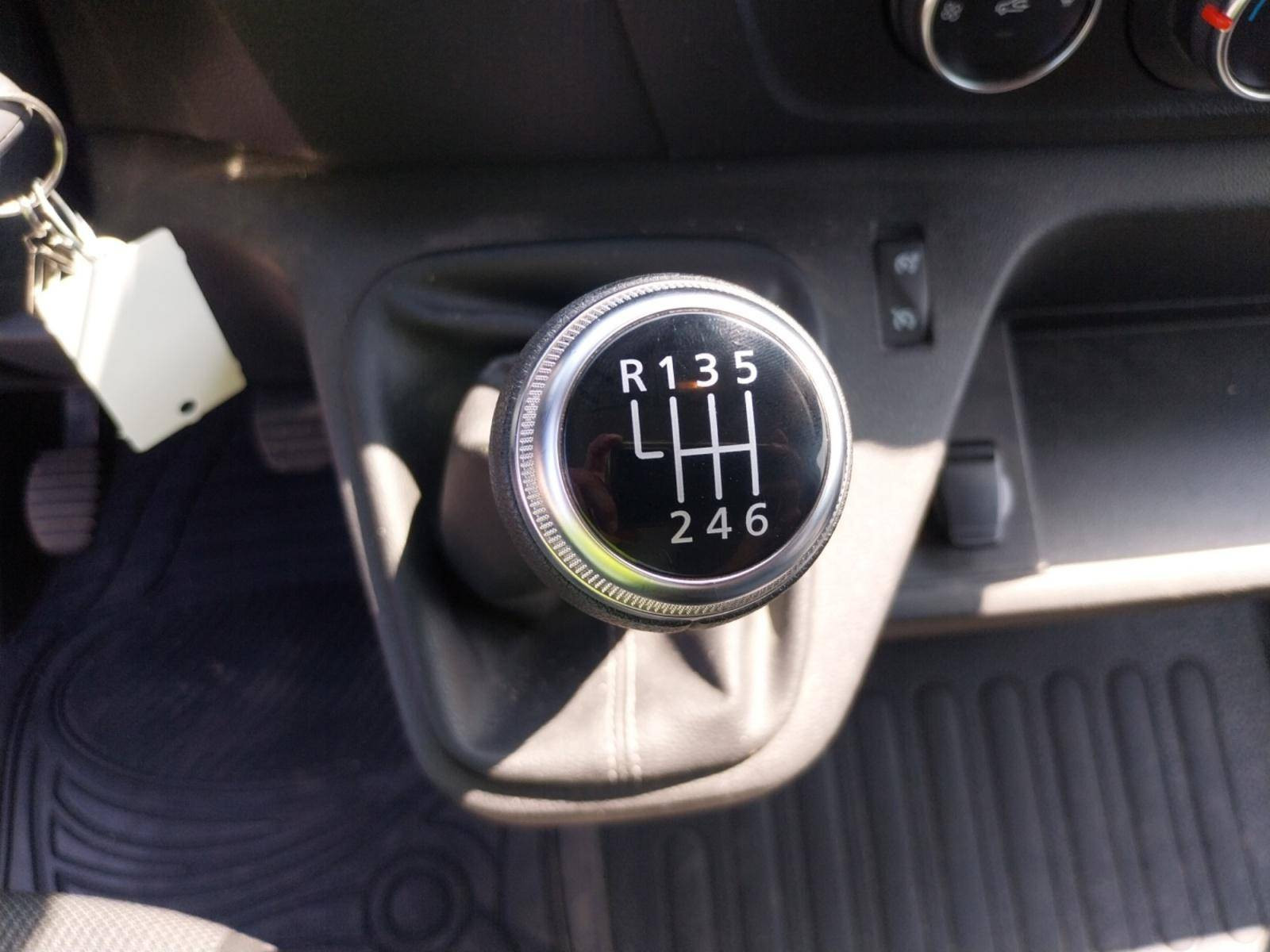 Vente en ligne Renault Master Fourgon MASTER FGN TRAC F3500 L2H2 BLUE DCI 135 au prix de 16 990 €