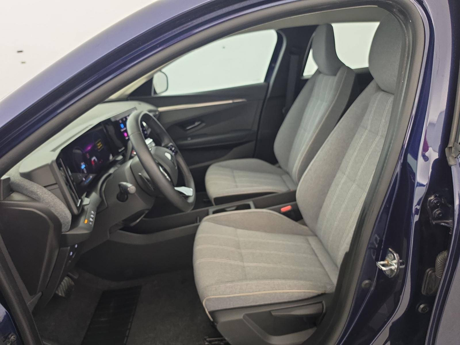 Vente en ligne Renault Megane E-Tech  EV40 130ch standard charge au prix de 26 900 €