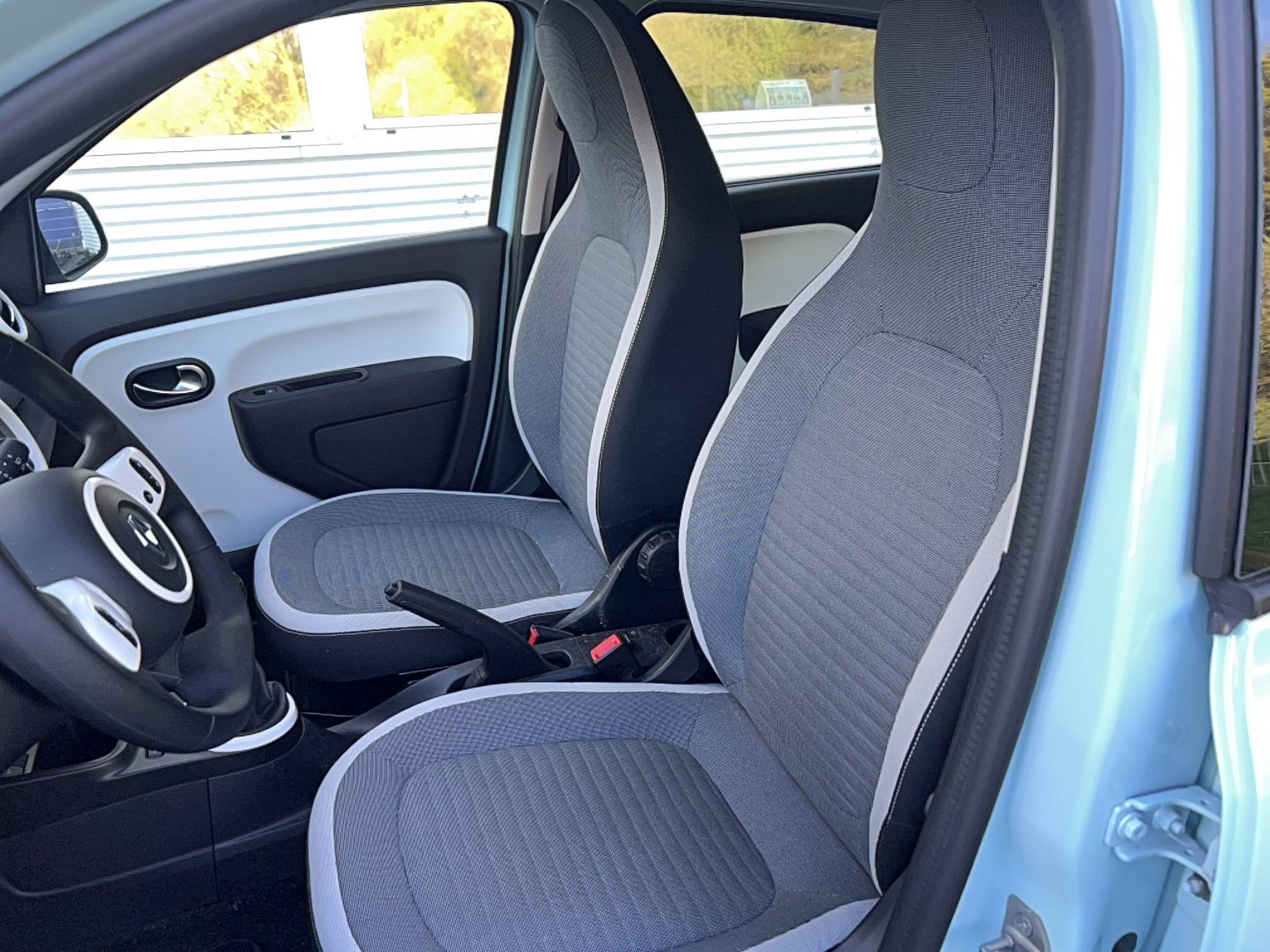 Vente en ligne Renault Twingo 3  SCe 65 au prix de 14 590 €