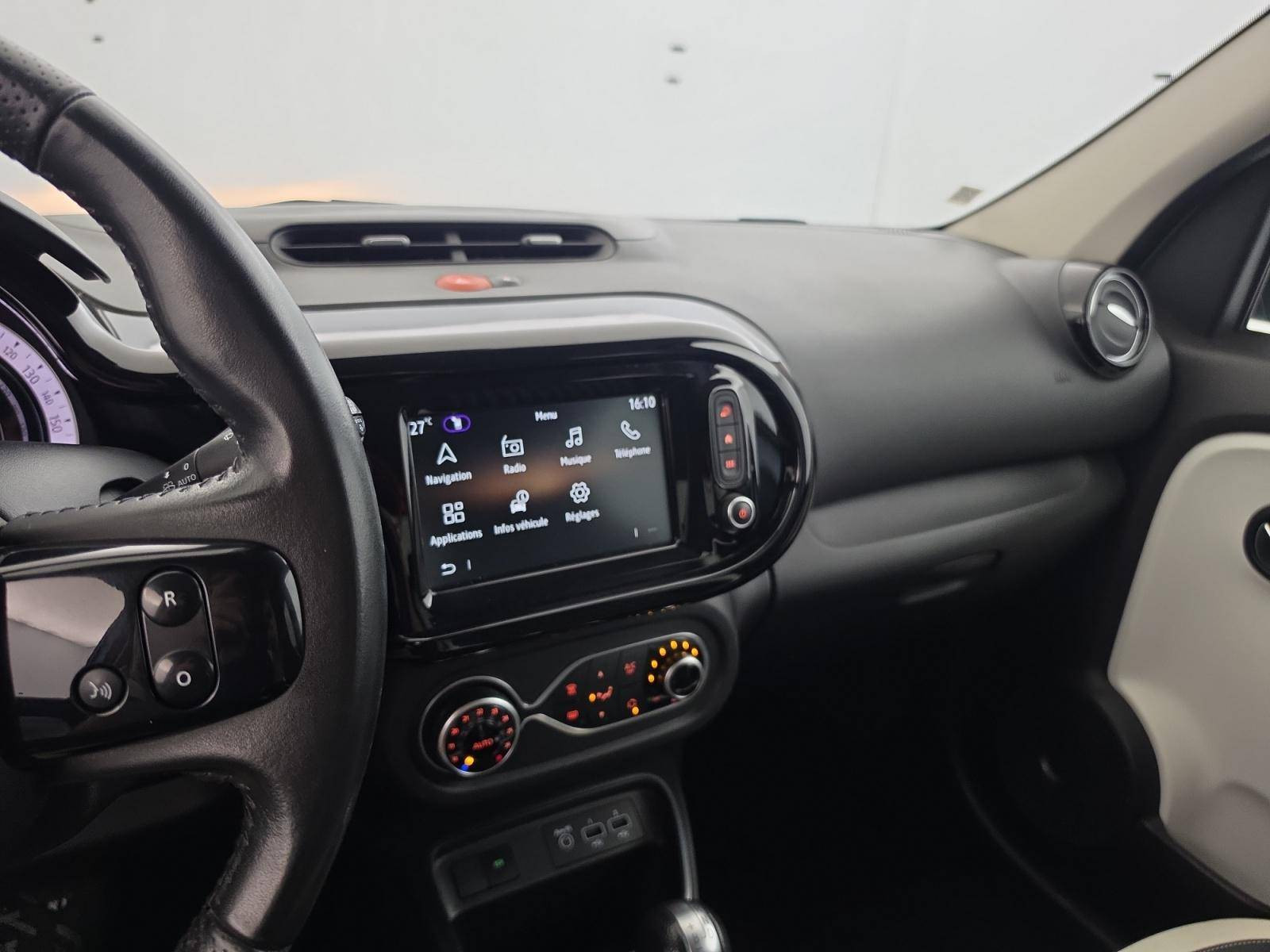 Vente en ligne Renault Twingo Electrique Twingo III E-Tech au prix de 13 900 €