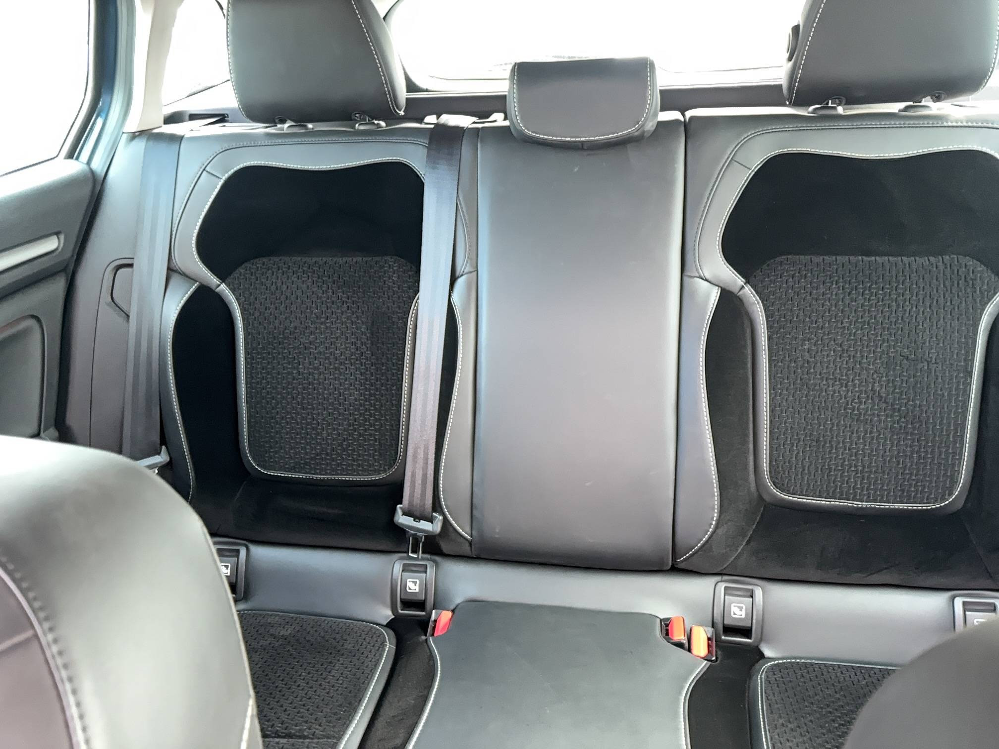 Vente en ligne Renault Megane 4 Estate Mégane IV Estate TCe 160 Energy EDC au prix de 14 990 €