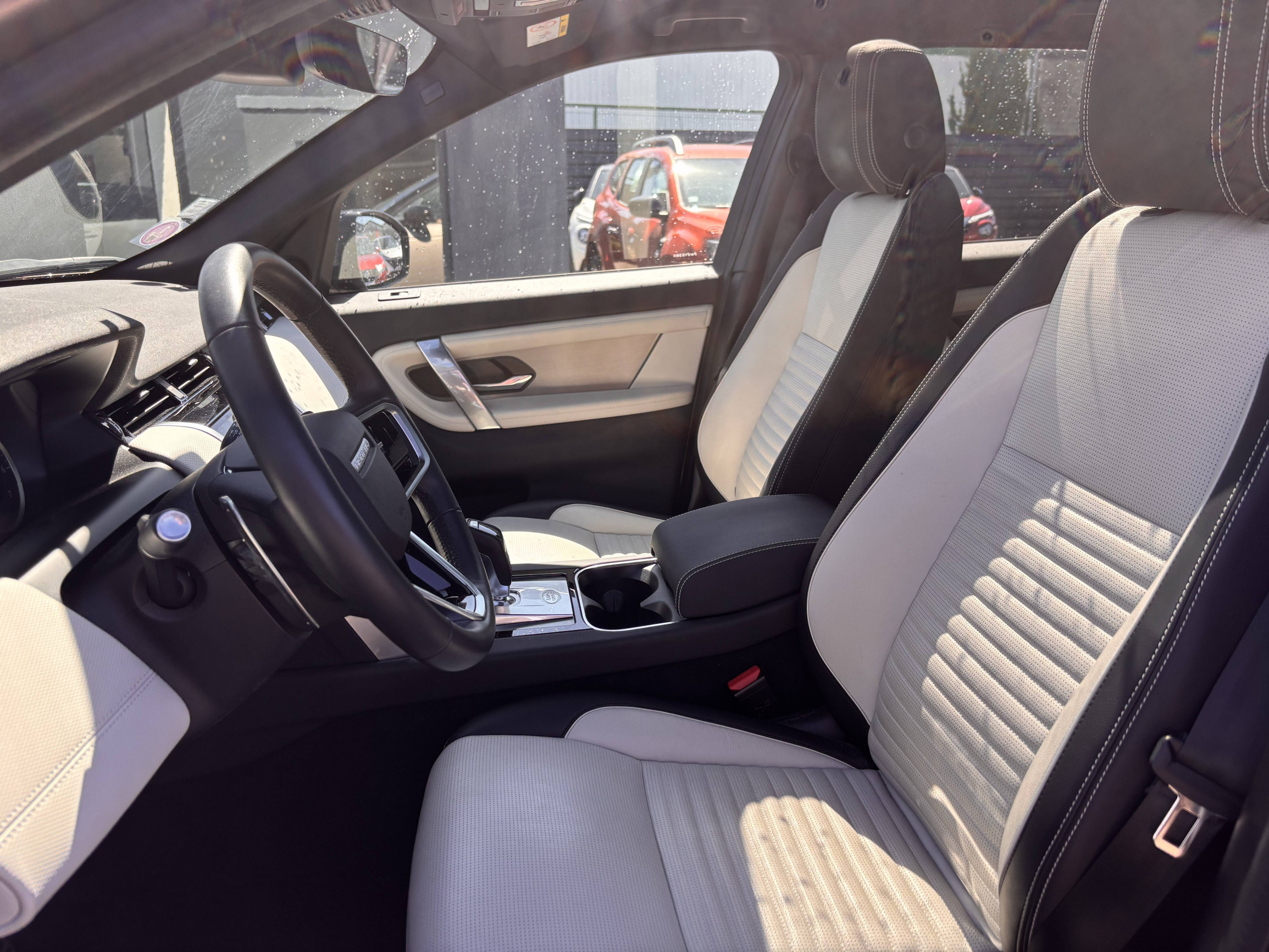 Vente en ligne Land Rover Discovery Sport  Mark VII P200 FLEXFUEL MHEV AWD BVA au prix de 34 990 €
