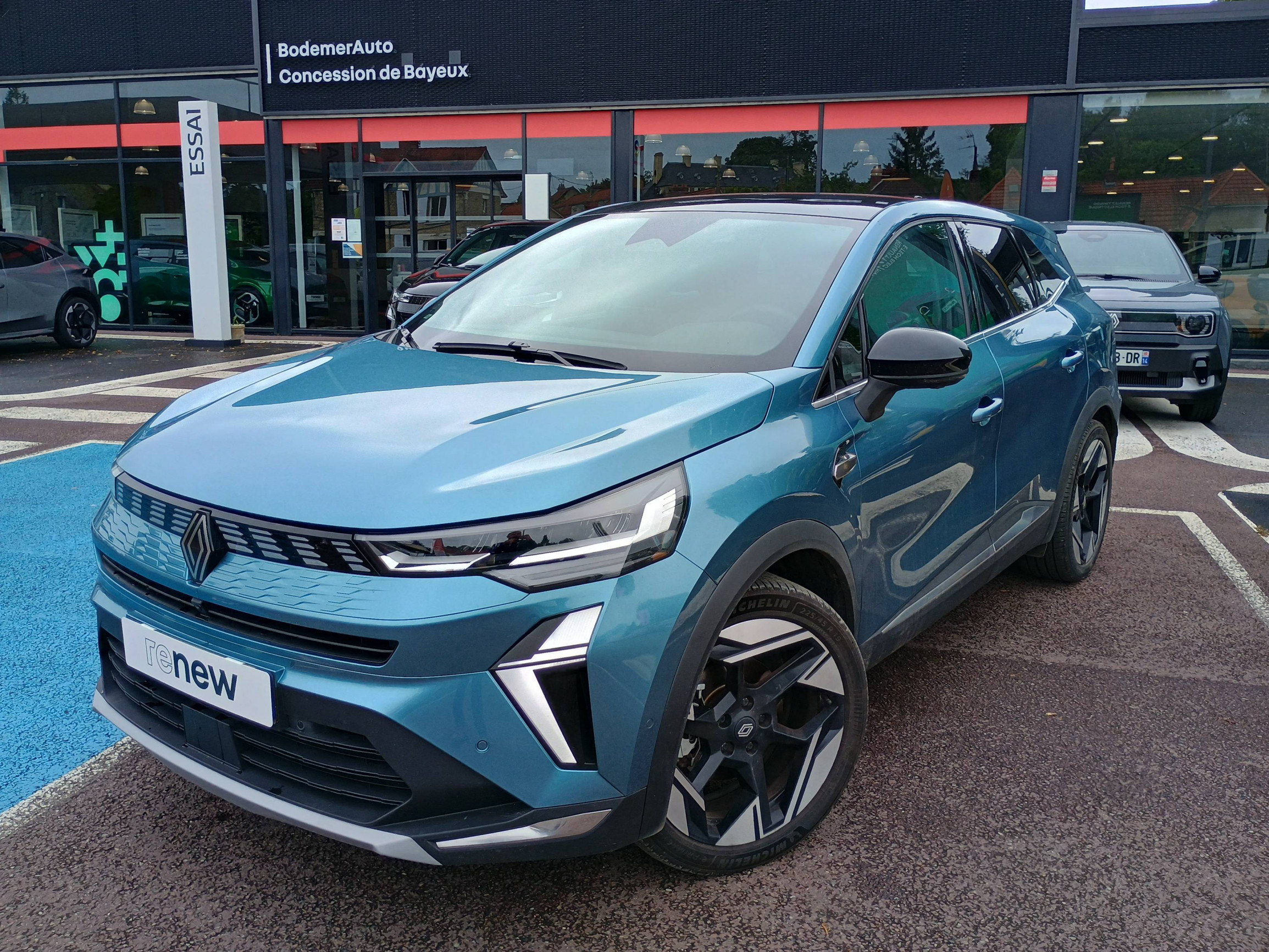 Renault Symbioz  E-Tech full hybrid 145 occasion de 2024 en vente à Bayeux