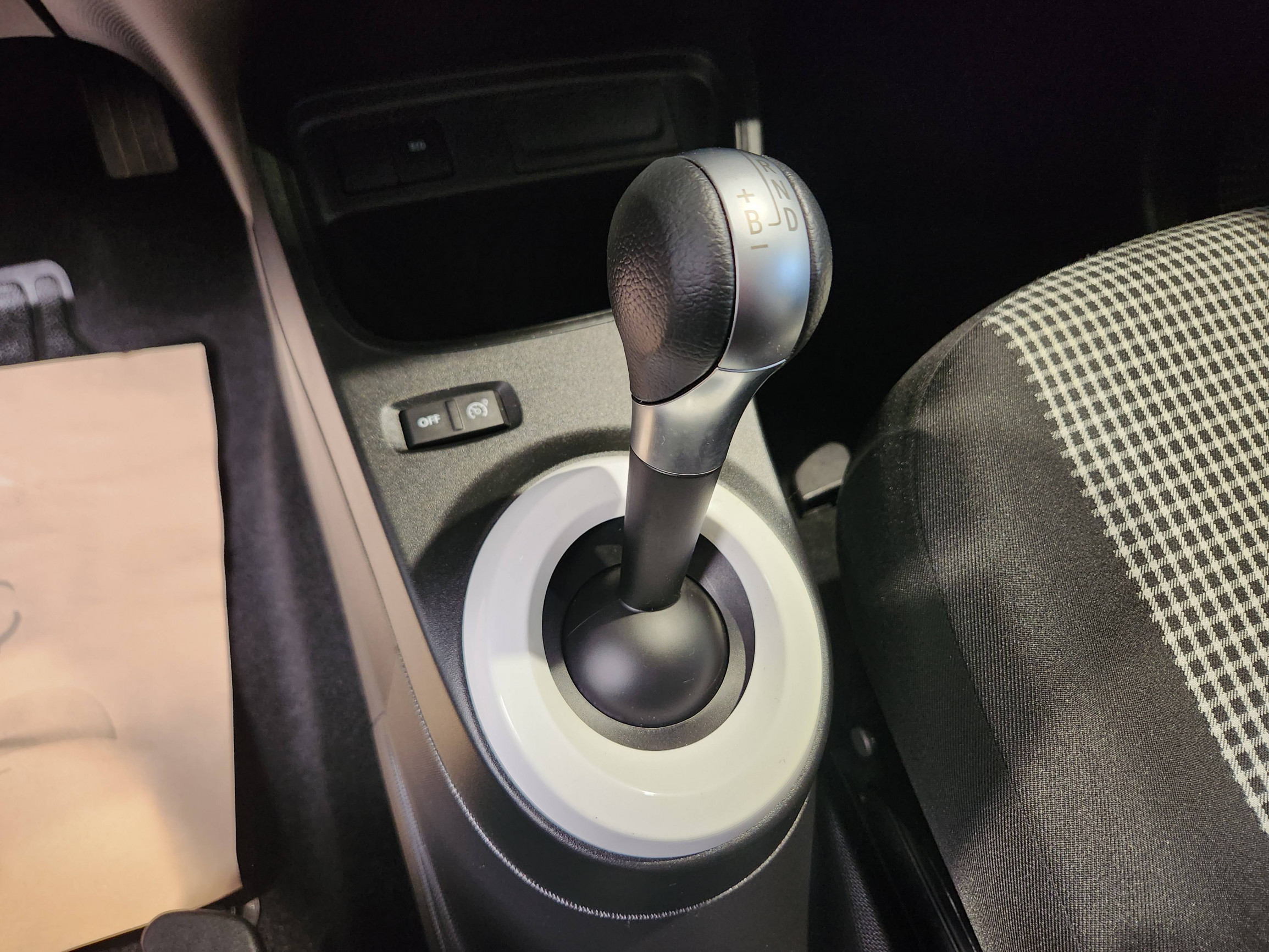 Vente en ligne Renault Twingo Electrique Twingo III E-Tech au prix de 12 499 €