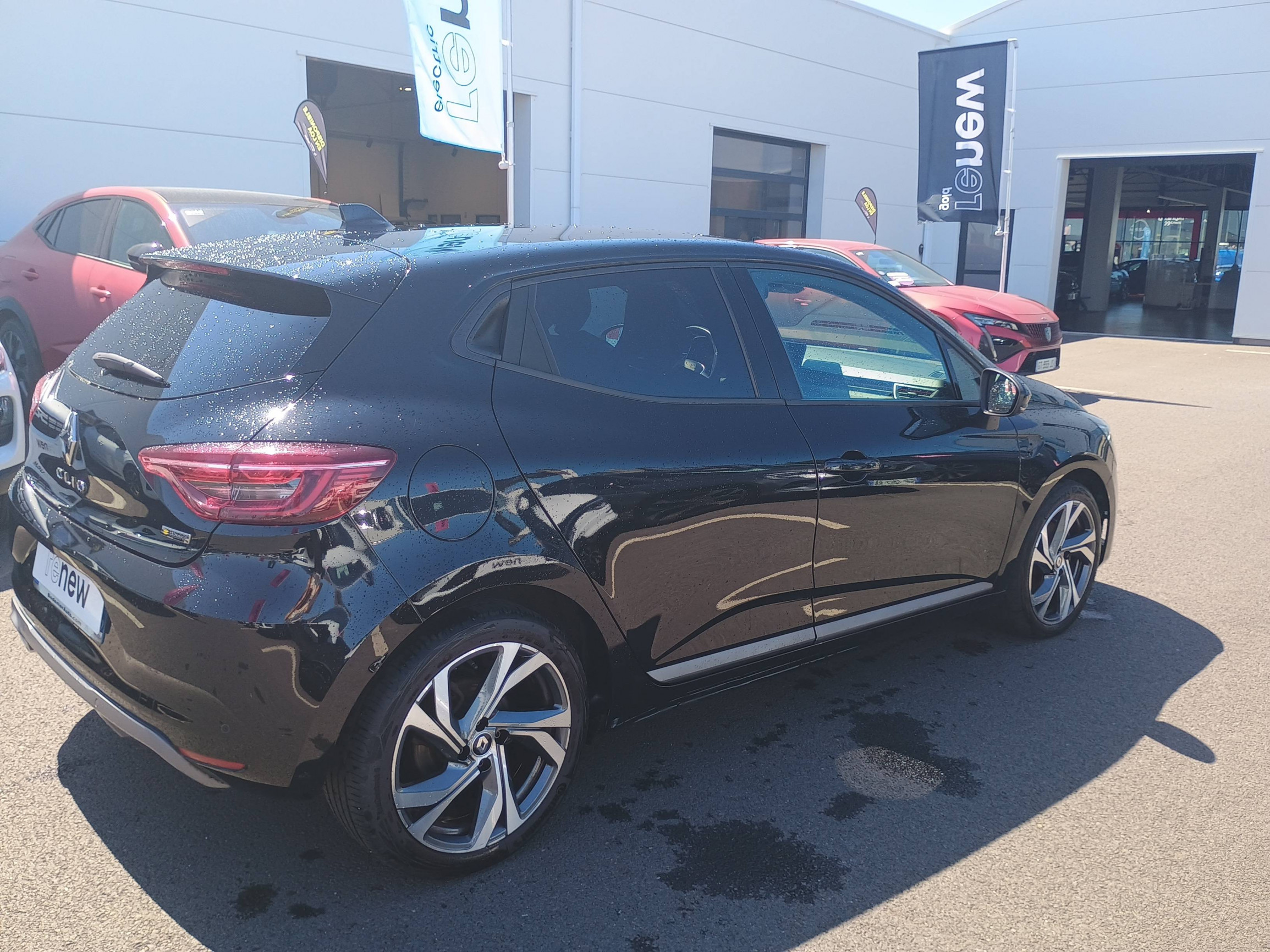 Vente en ligne Renault Clio 5 Clio TCe 140 au prix de 17 800 €