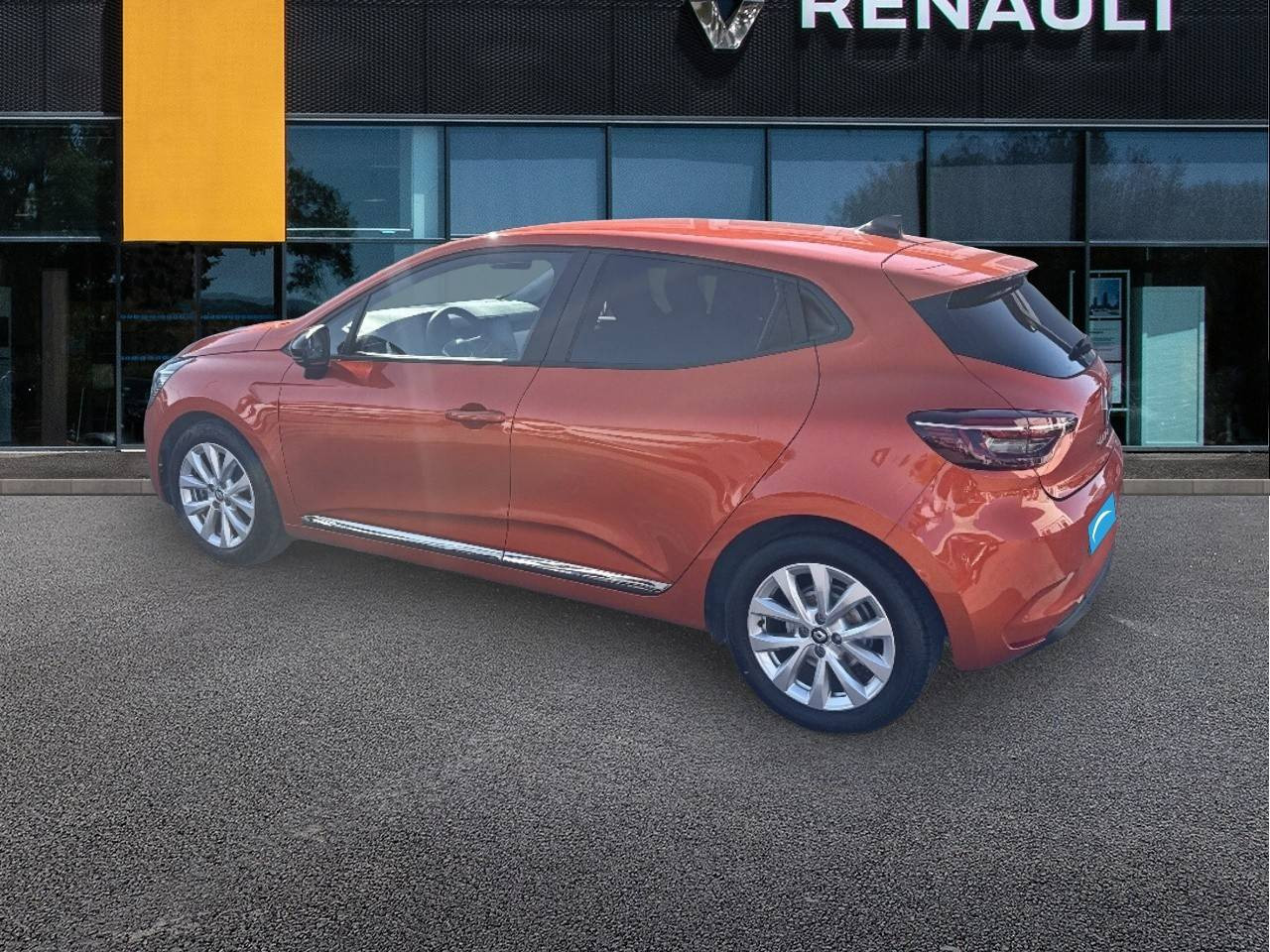Vente en ligne Renault Clio 5 Clio E-Tech full hybrid 145 au prix de 16 490 €