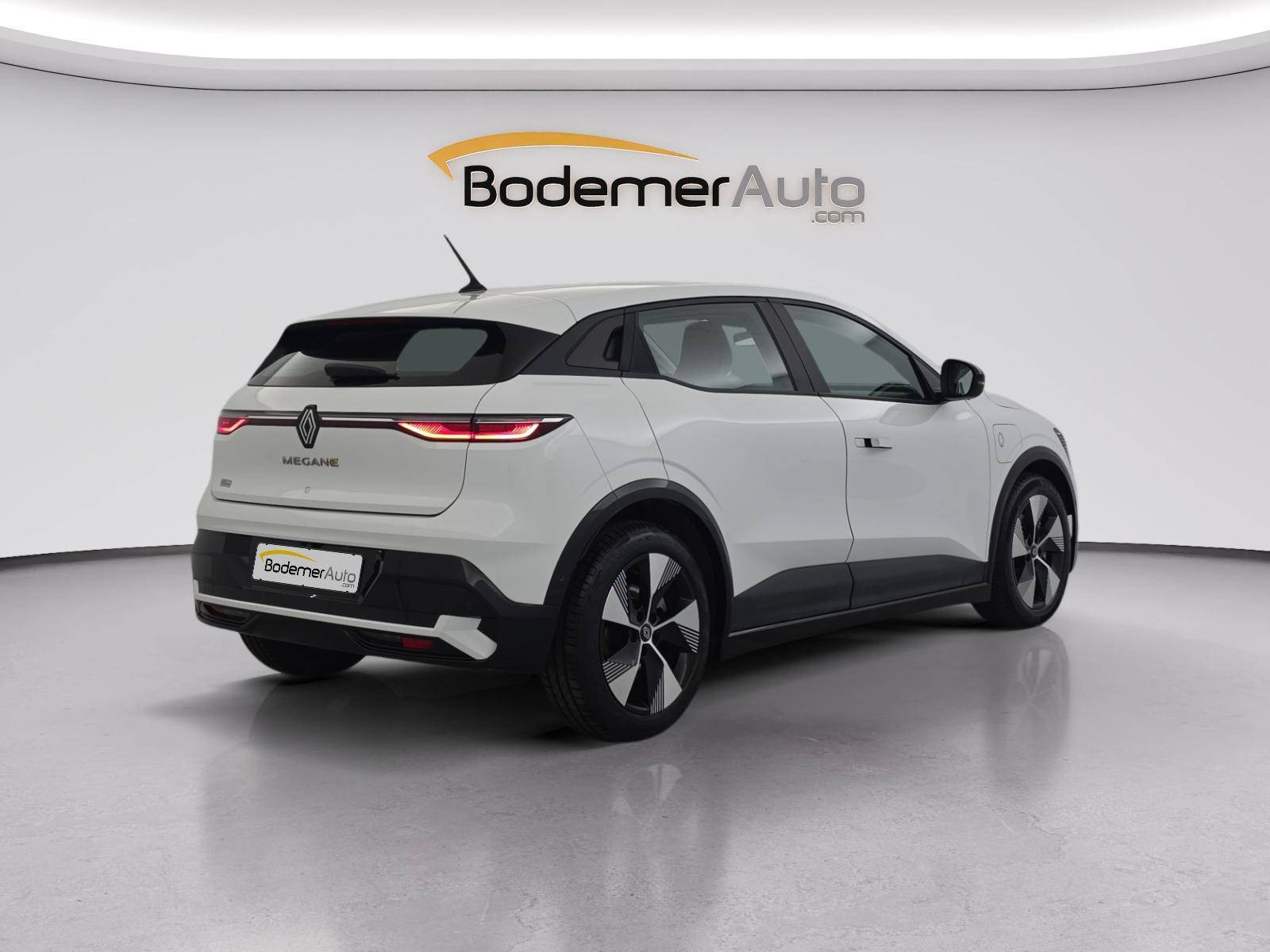 Vente en ligne Renault Megane E-Tech  EV40 130ch standard charge au prix de 17 900 €