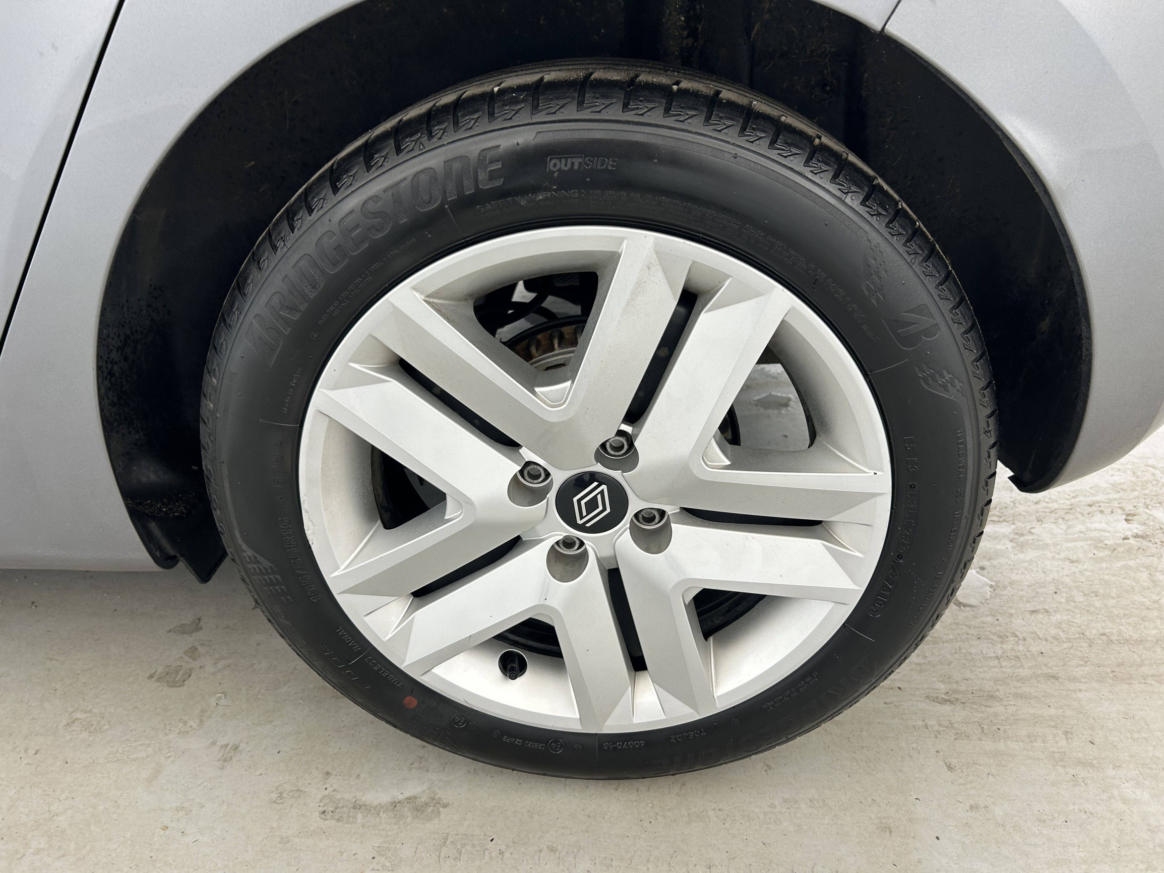 Vente en ligne Renault Clio 5 Clio TCe 90 au prix de 14 490 €