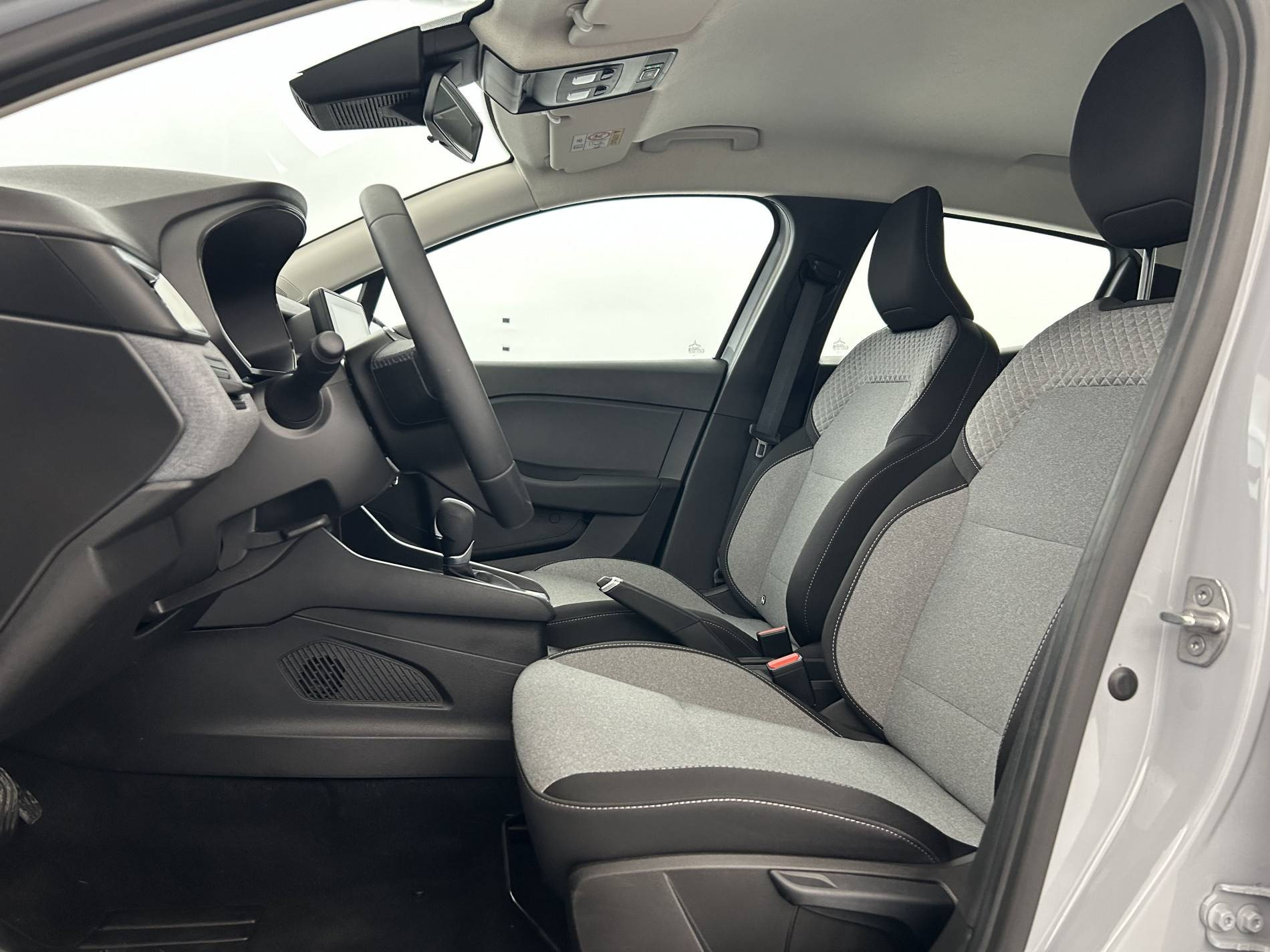 Vente en ligne Renault Clio 5 Clio E-Tech full hybrid 145 ch GSR2 au prix de 19 290 €