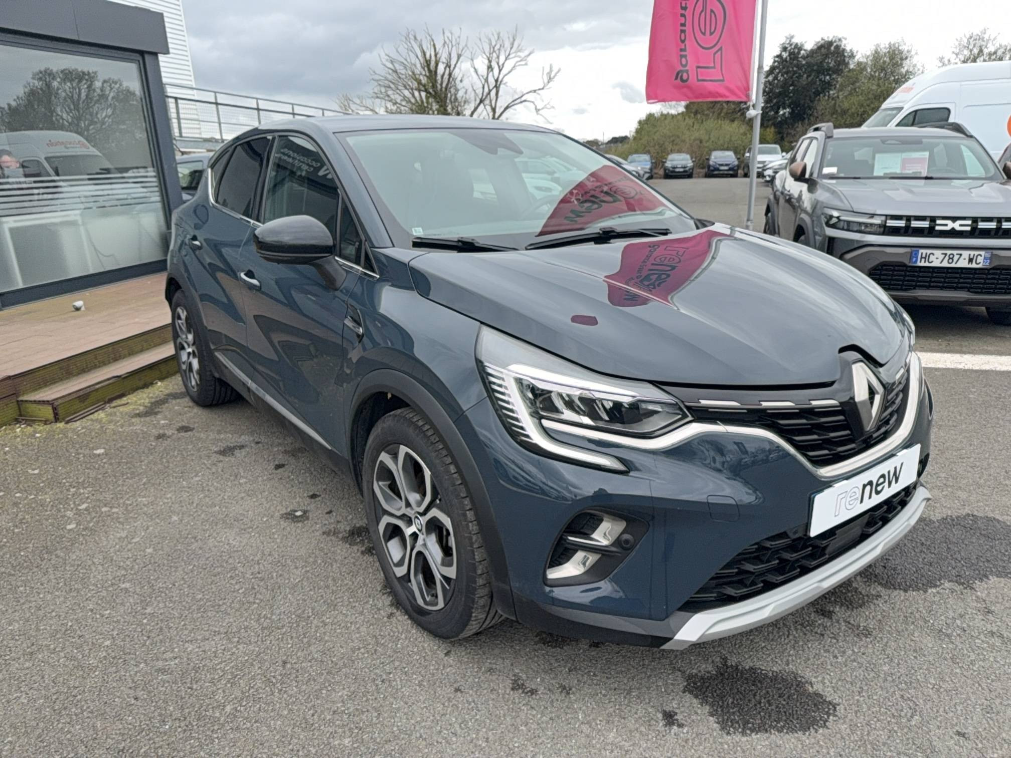 Vente en ligne Renault Captur  E-Tech full hybrid 145 au prix de 19 690 €