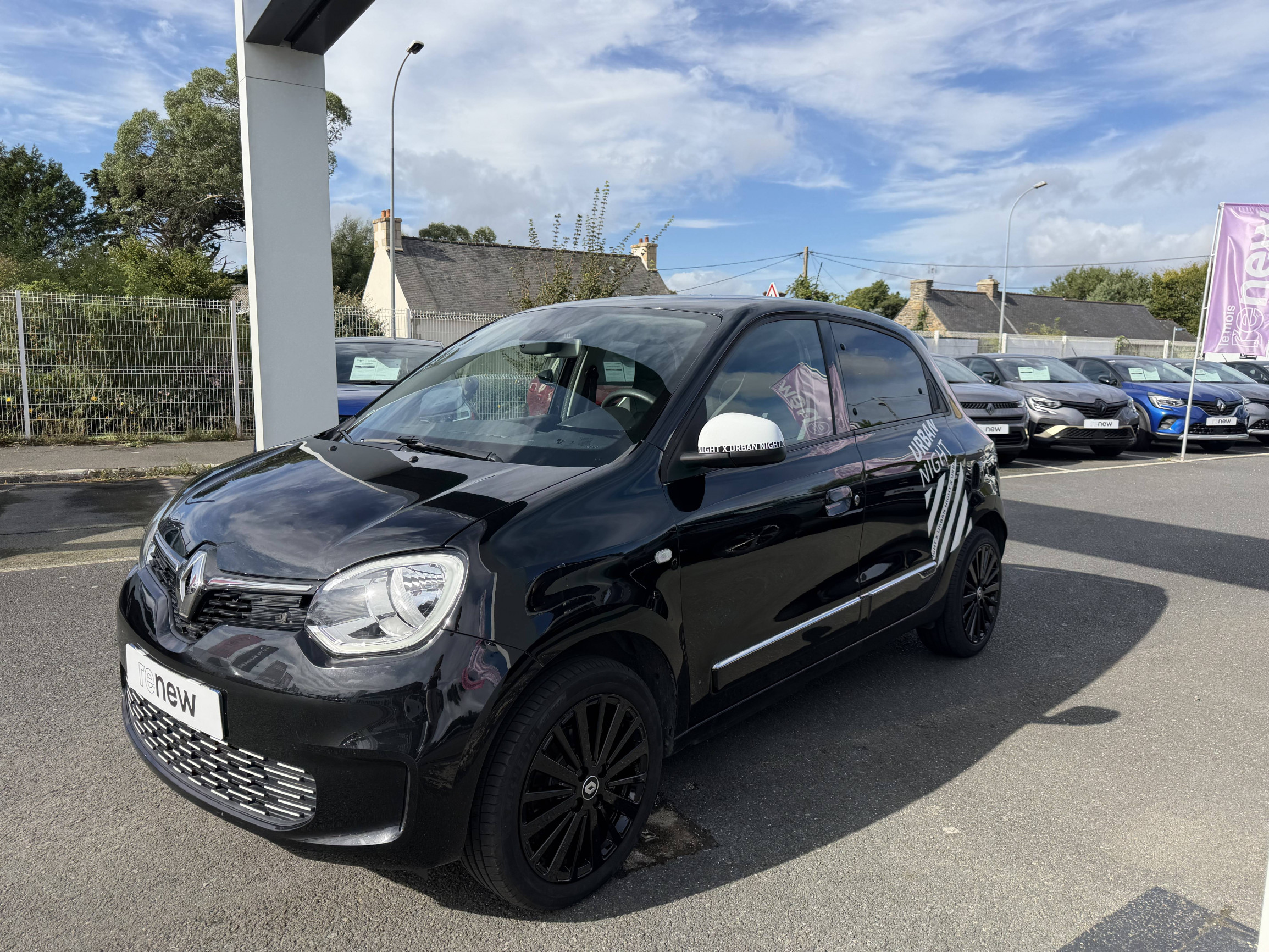 Vente en ligne Renault Twingo Electrique Twingo III E-Tech au prix de 11 990 €