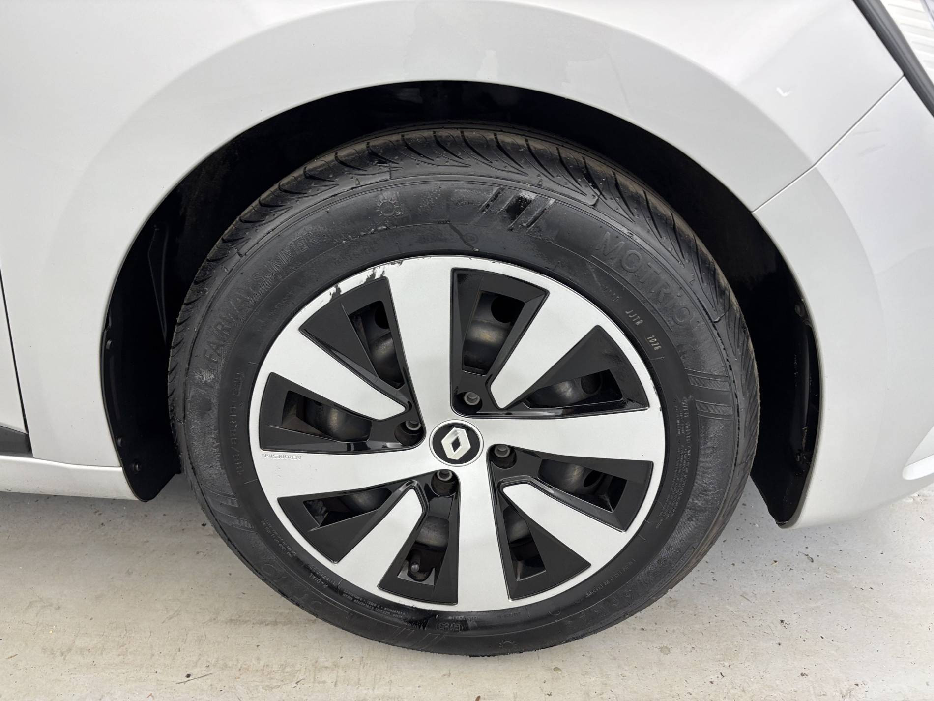 Vente en ligne Renault Clio 5 Clio TCe 90 au prix de 14 440 €